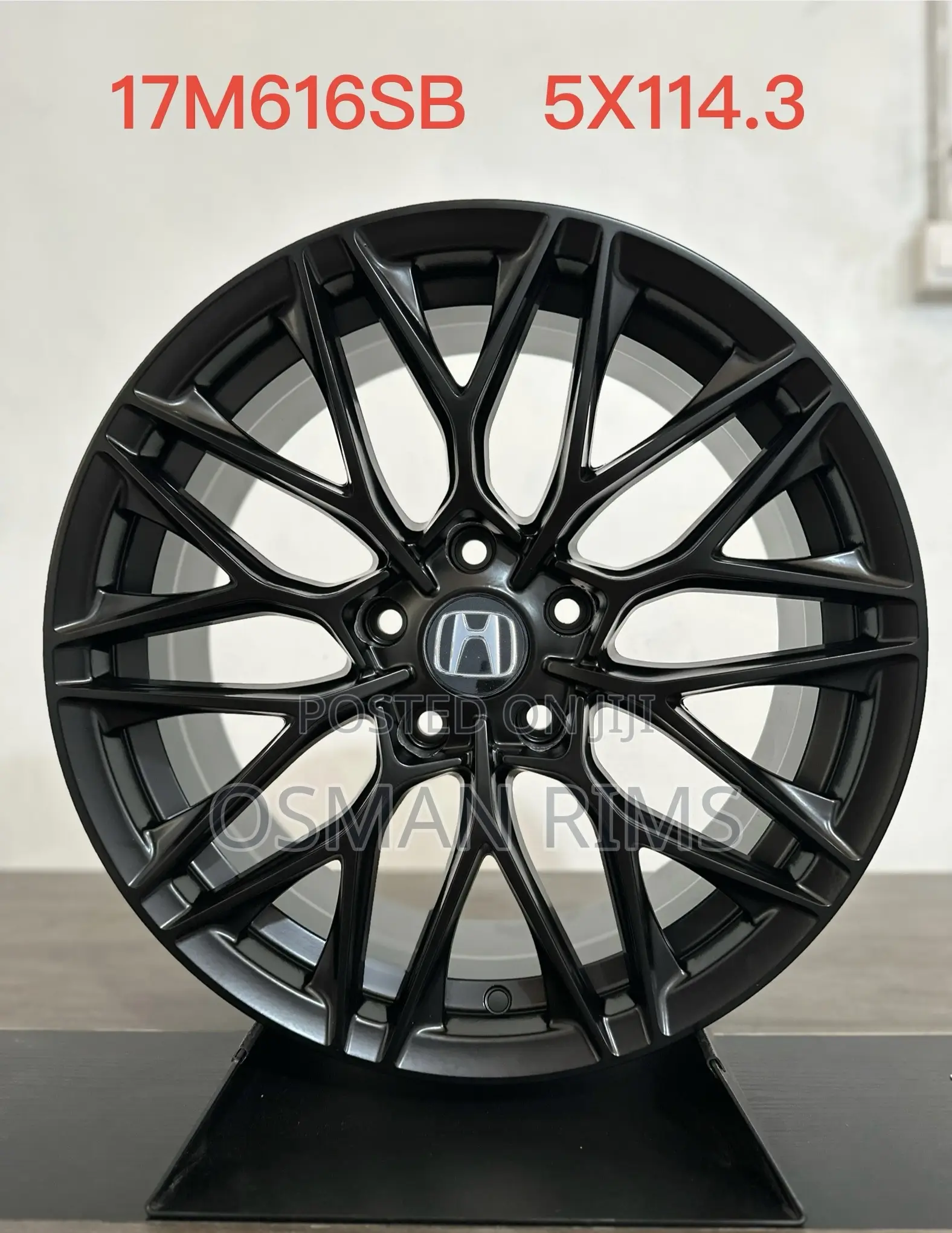Honda CRV Black Rims Shaped