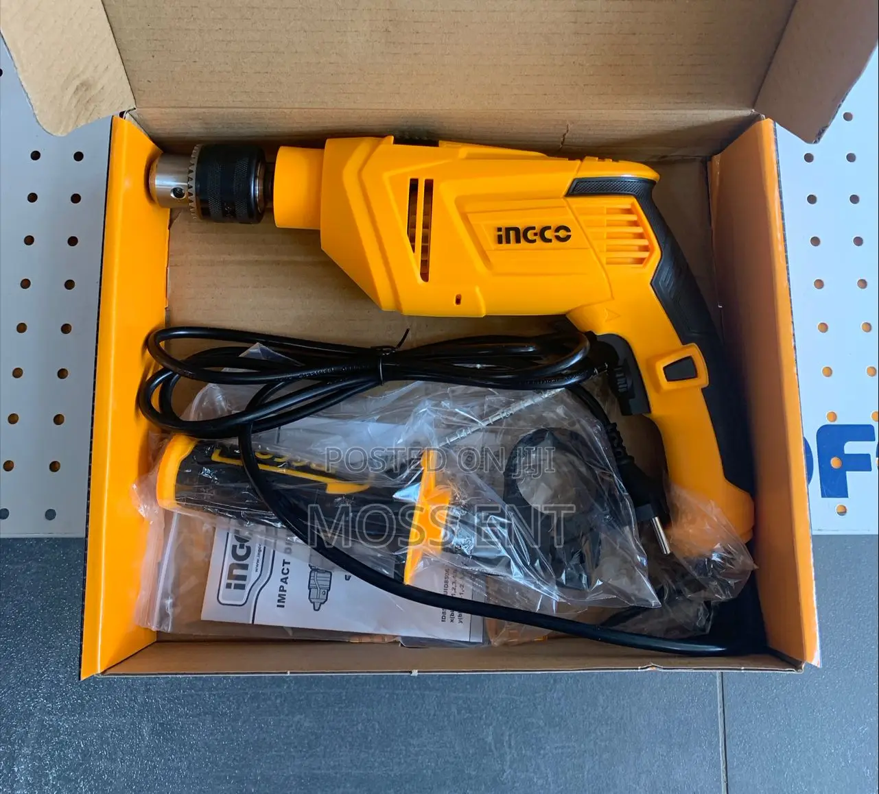 Ingco Impact Drill 850w + 1set Extra Carbon Brush - Id8508