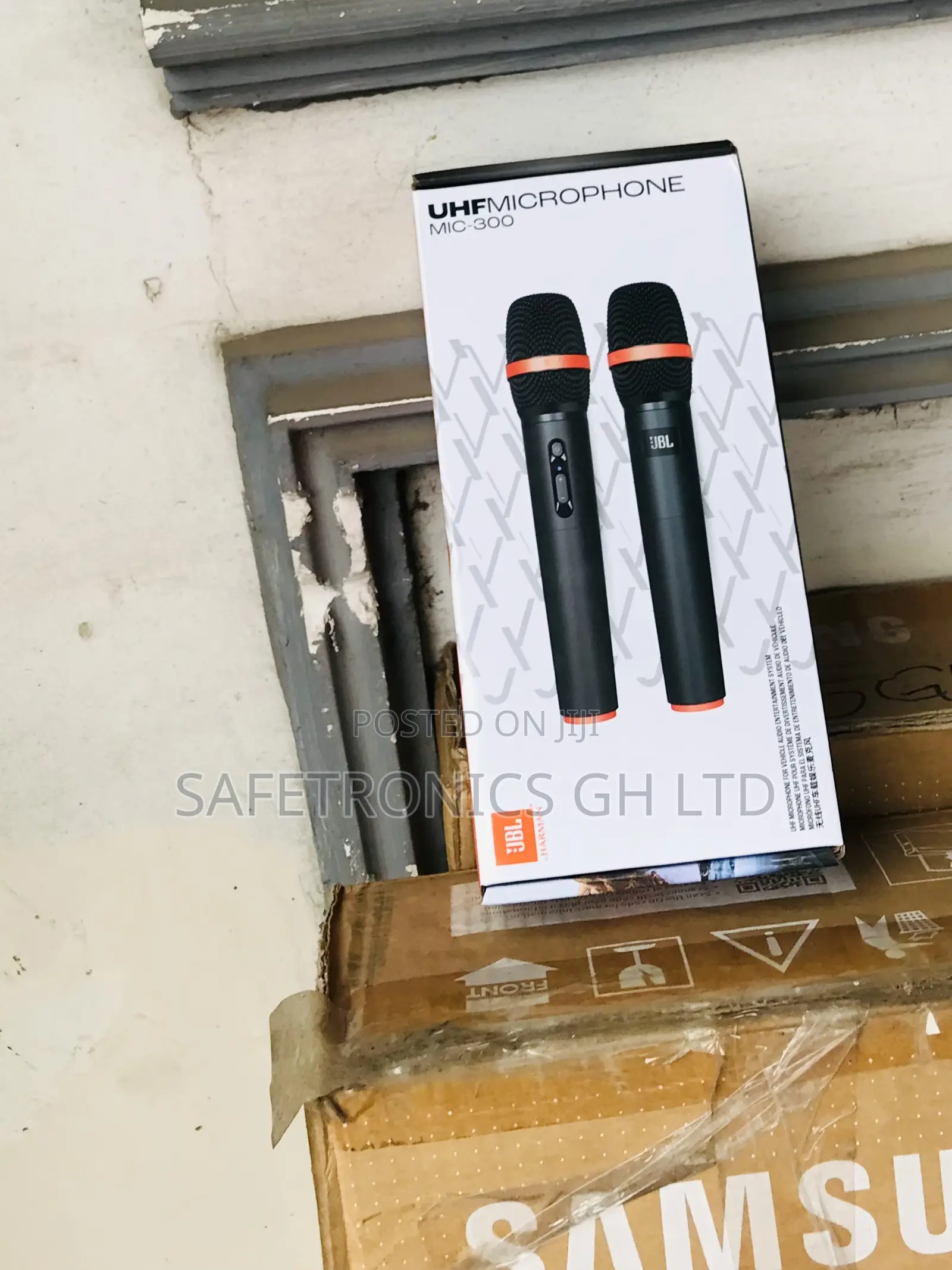 Shop New Classic 2 Set UHF Microphone JBL 