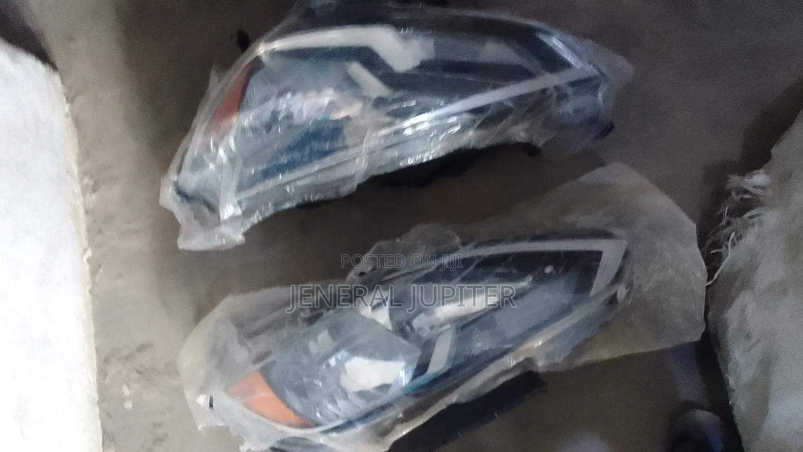 Nissan Sentra 2016,2017,2018,2019 Headlight Pair (Normal)