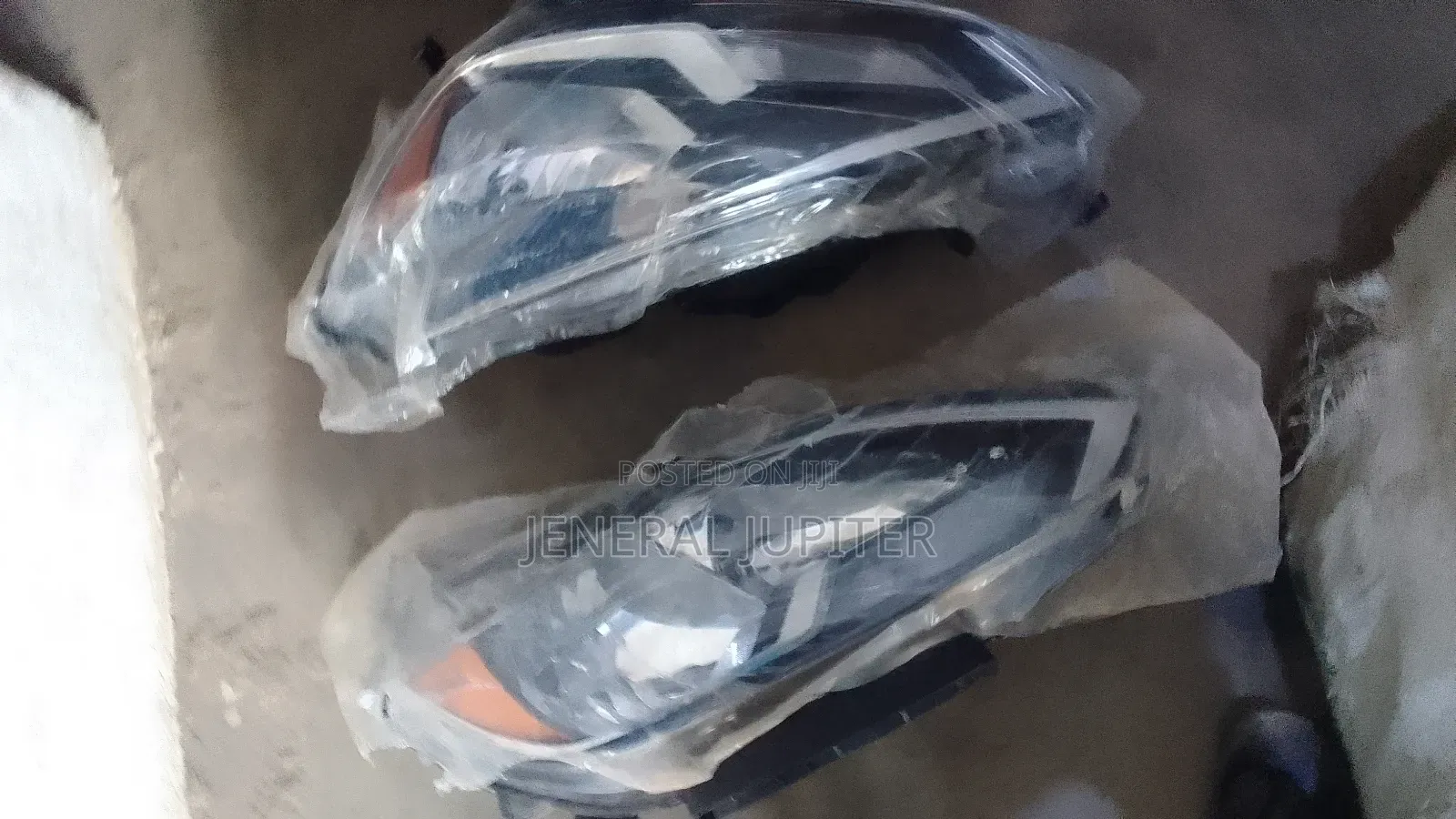 Nissan Sentra 2016,2017,2018,2019 Headlight Pair (Normal)