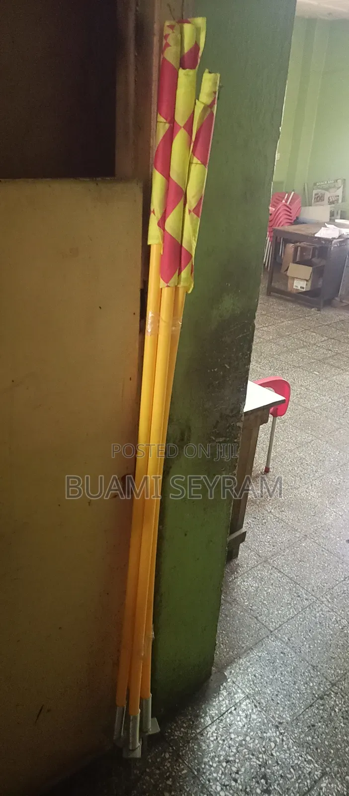 Corner Pole
