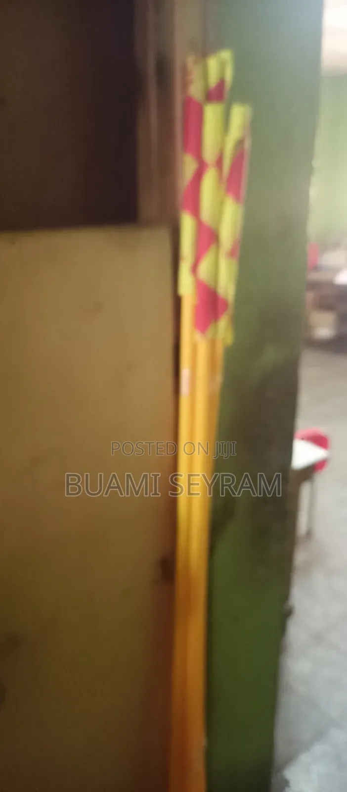 Corner Pole