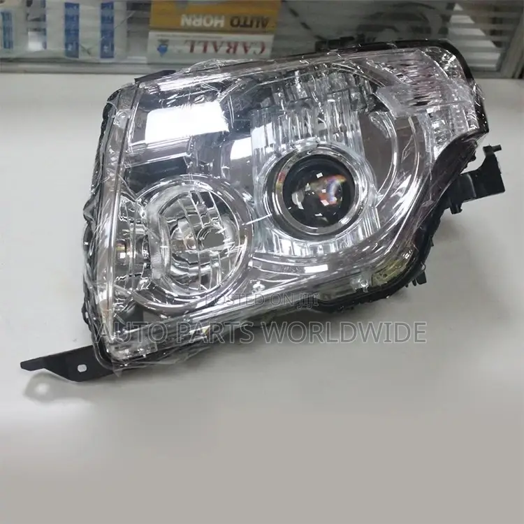Mitsubishi Pajero Headlamp