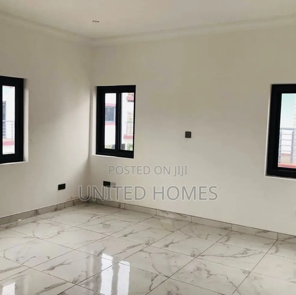 3bdrm House in East Legon for rent