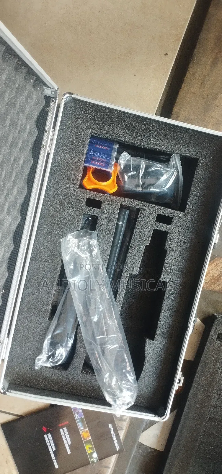 AST 8000 Sure Microphone