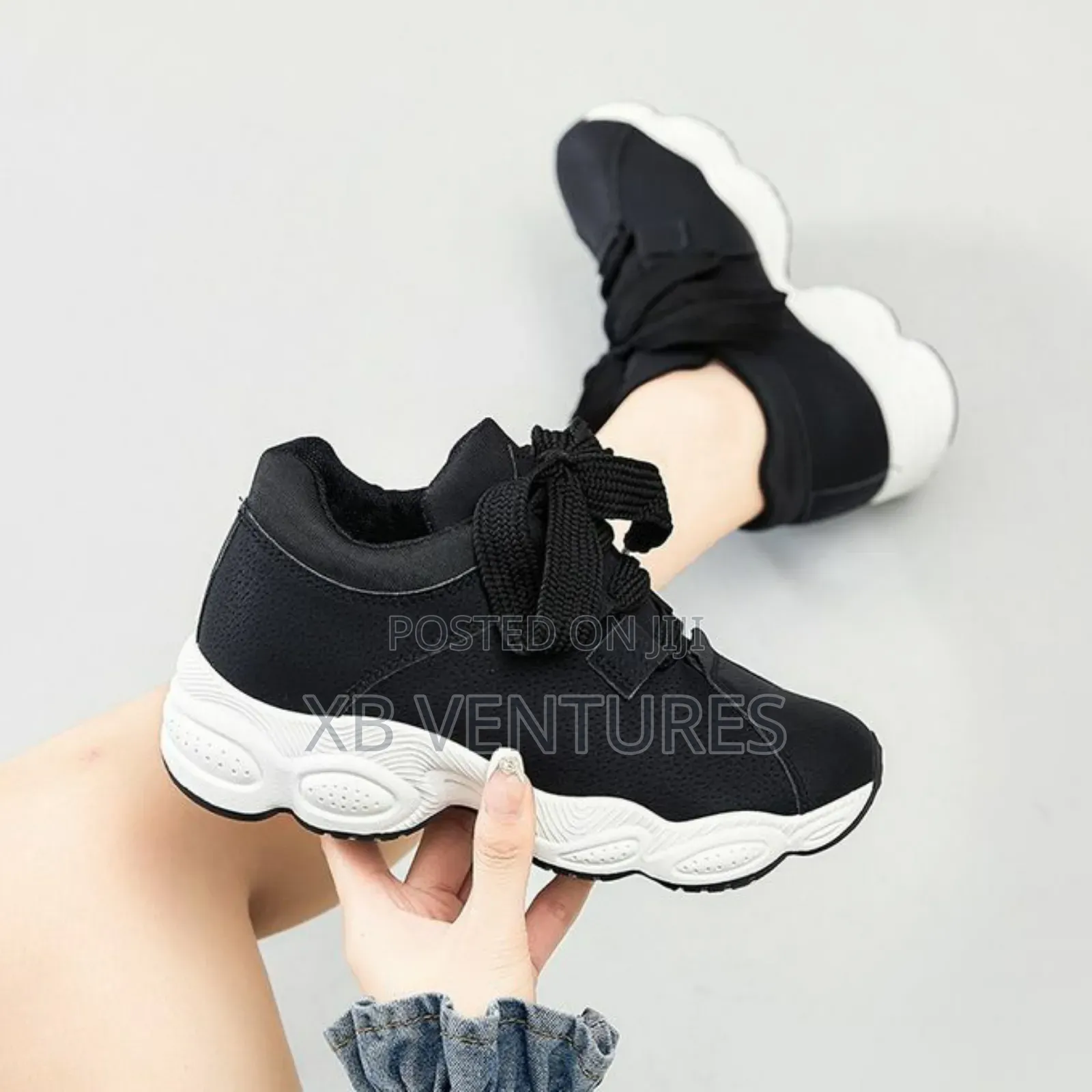 Casual Sneakers