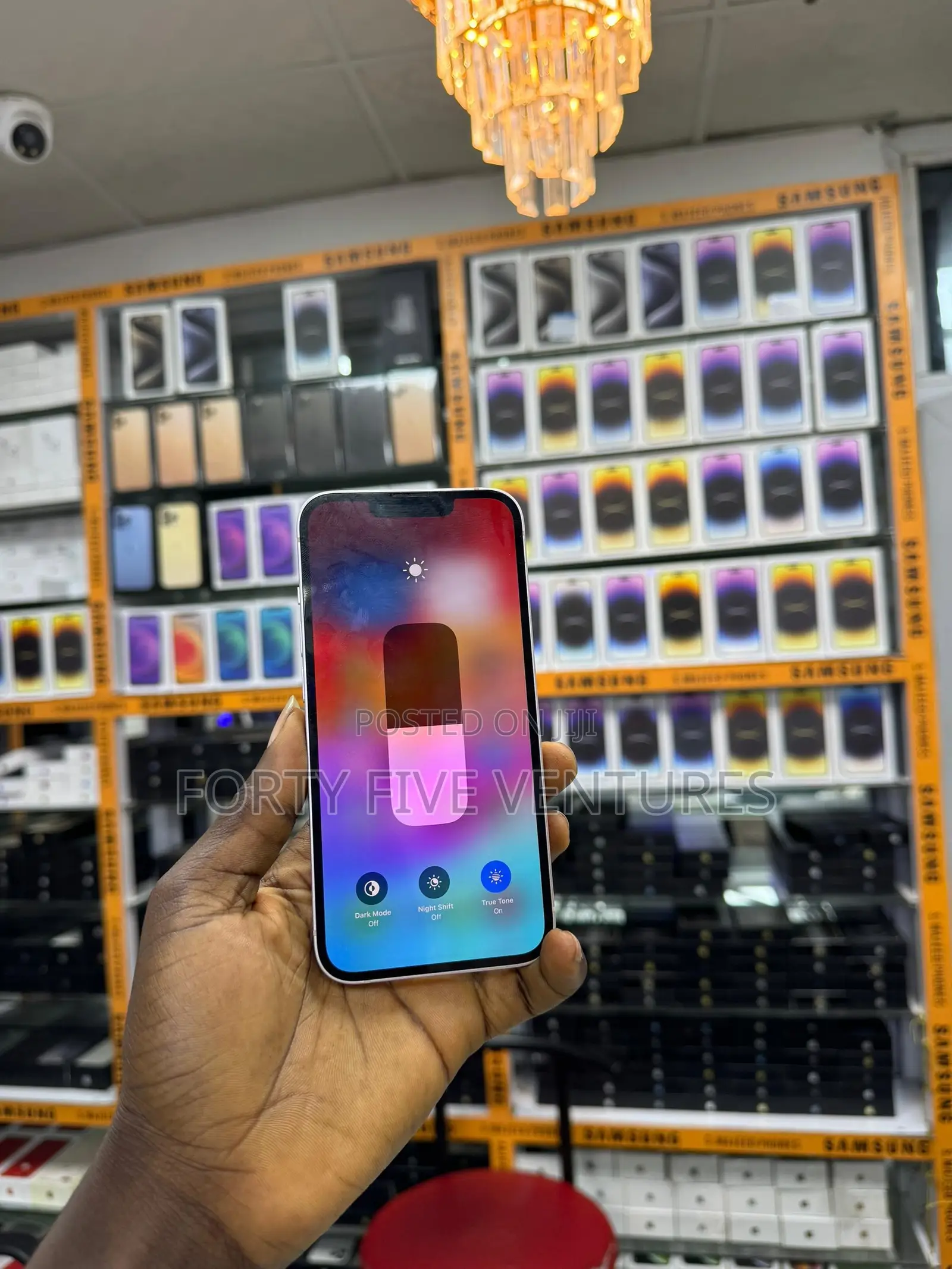 New Apple iPhone 13 128 GB White