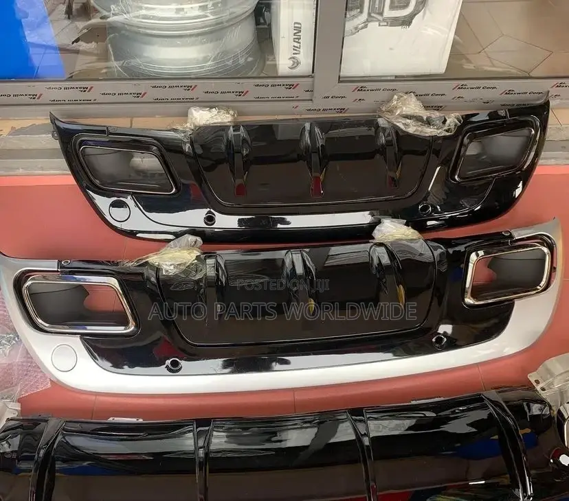 Land Rover Range Rover Velar Back Bumper Diffuser 2017-2022