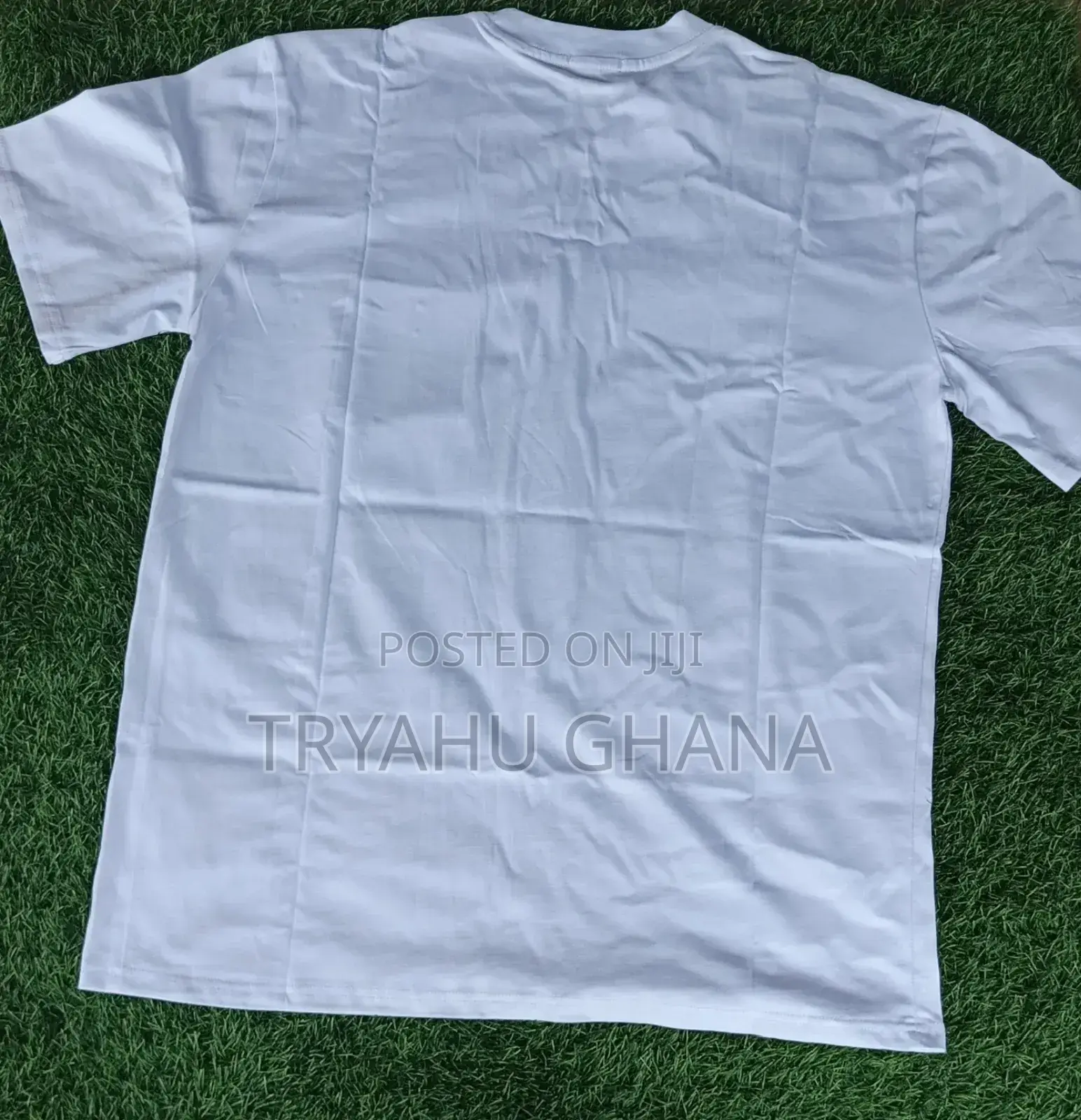Grab Your Elegant Burberry Round-Neck Top Now at Tryahu