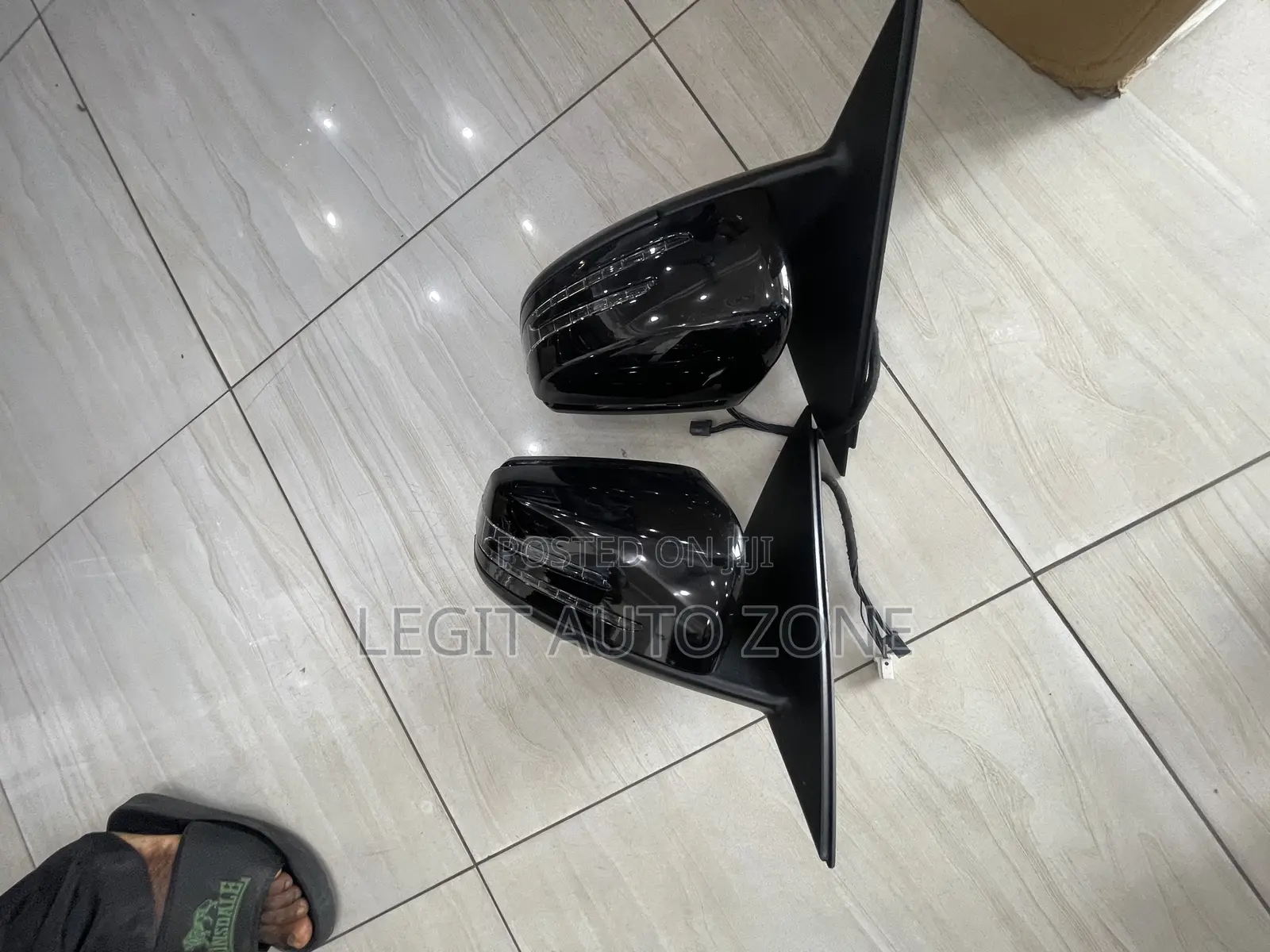 Mercedes Benz C250 Complete Side Mirrors Glass