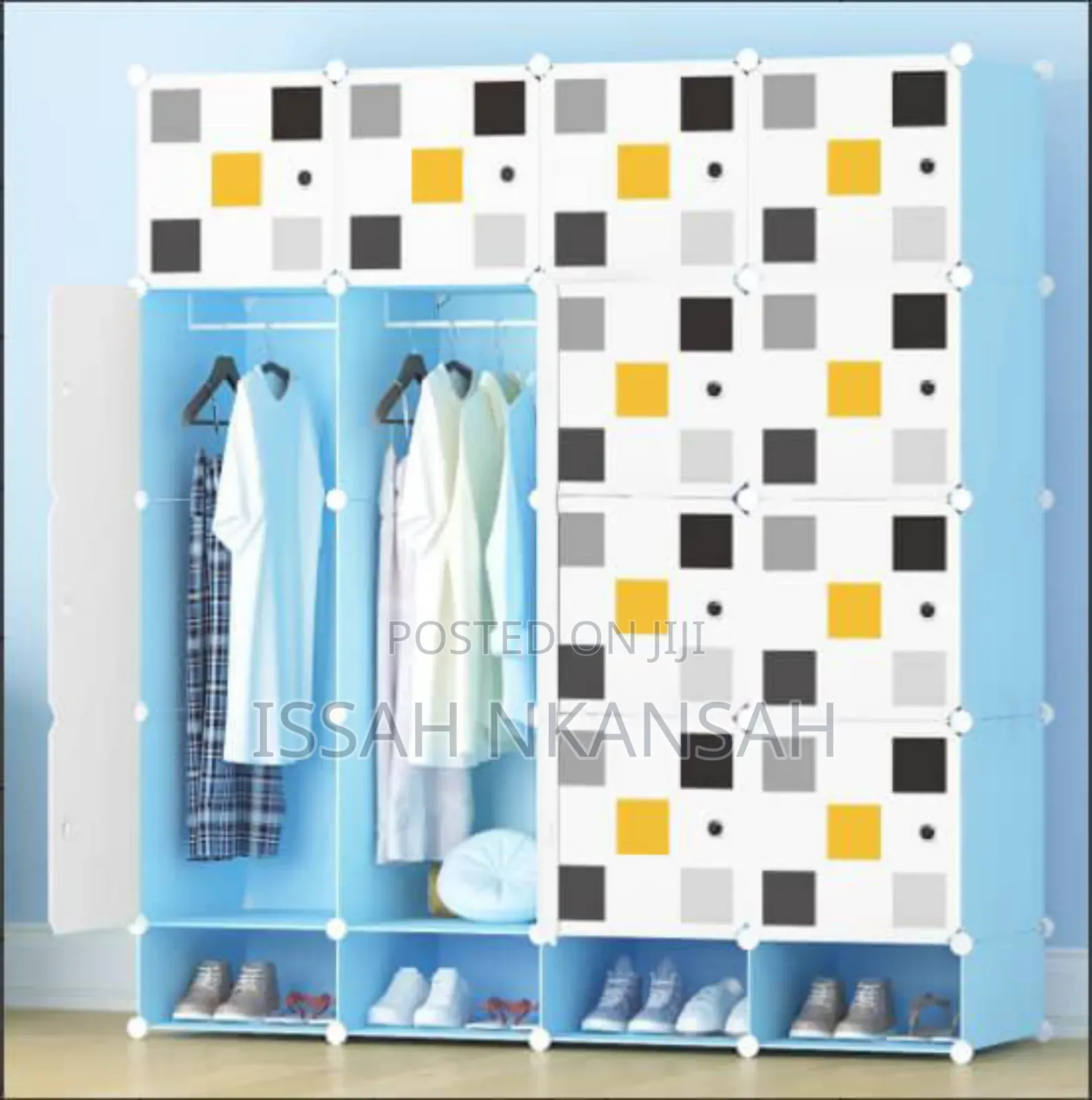 16 Cube Plastic Wadrobe