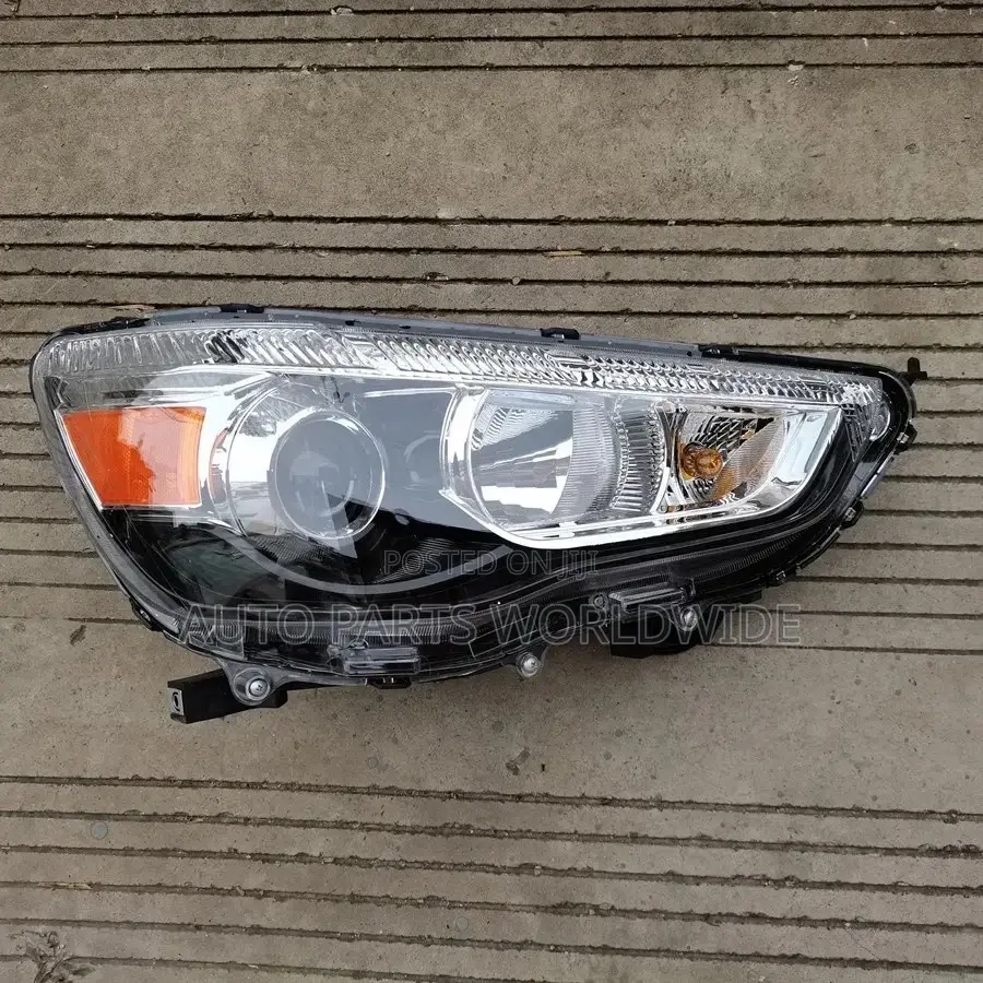 Mitsubishi Outlander Headlight 2014-2021