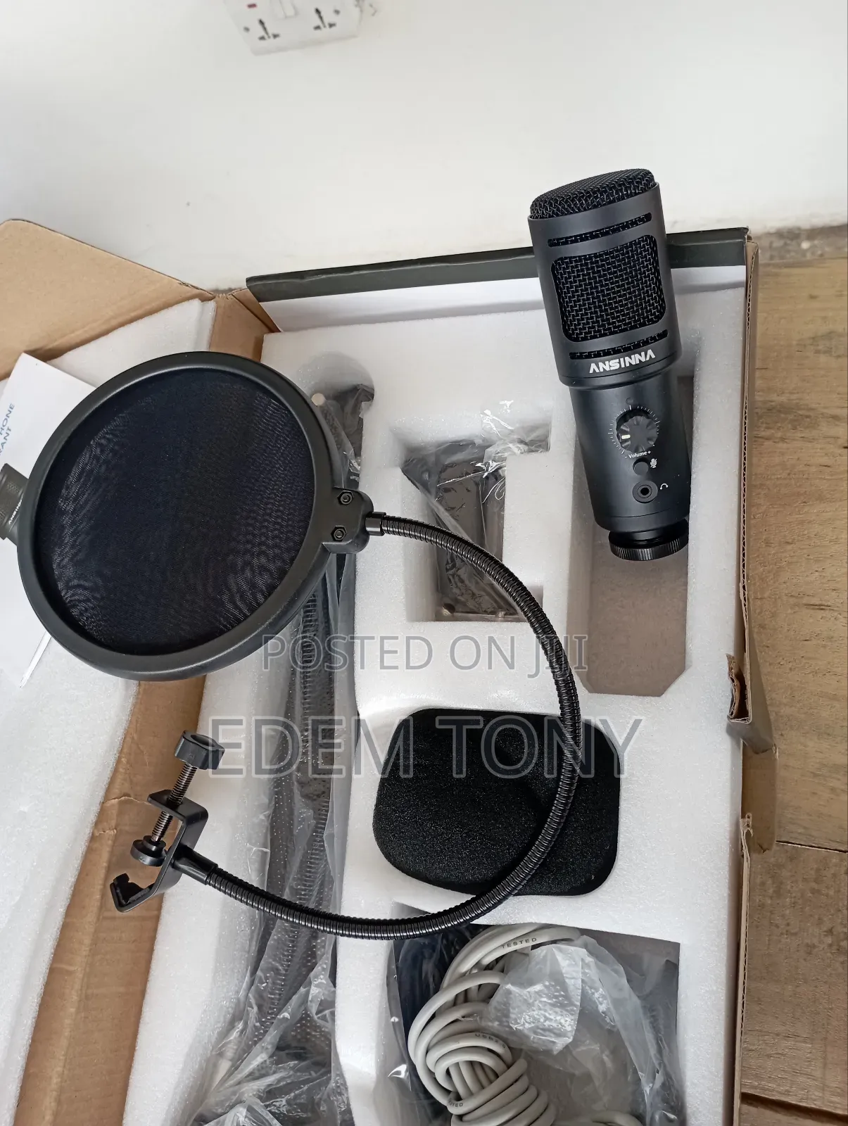 Ansinna Professional Microphone