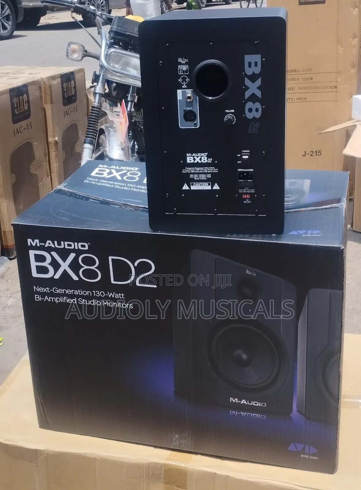 M- Audio 8inches Monitor