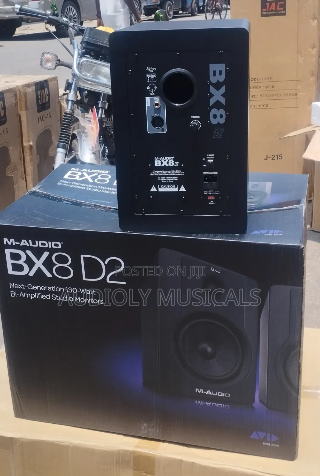 M- Audio 8inches Monitor