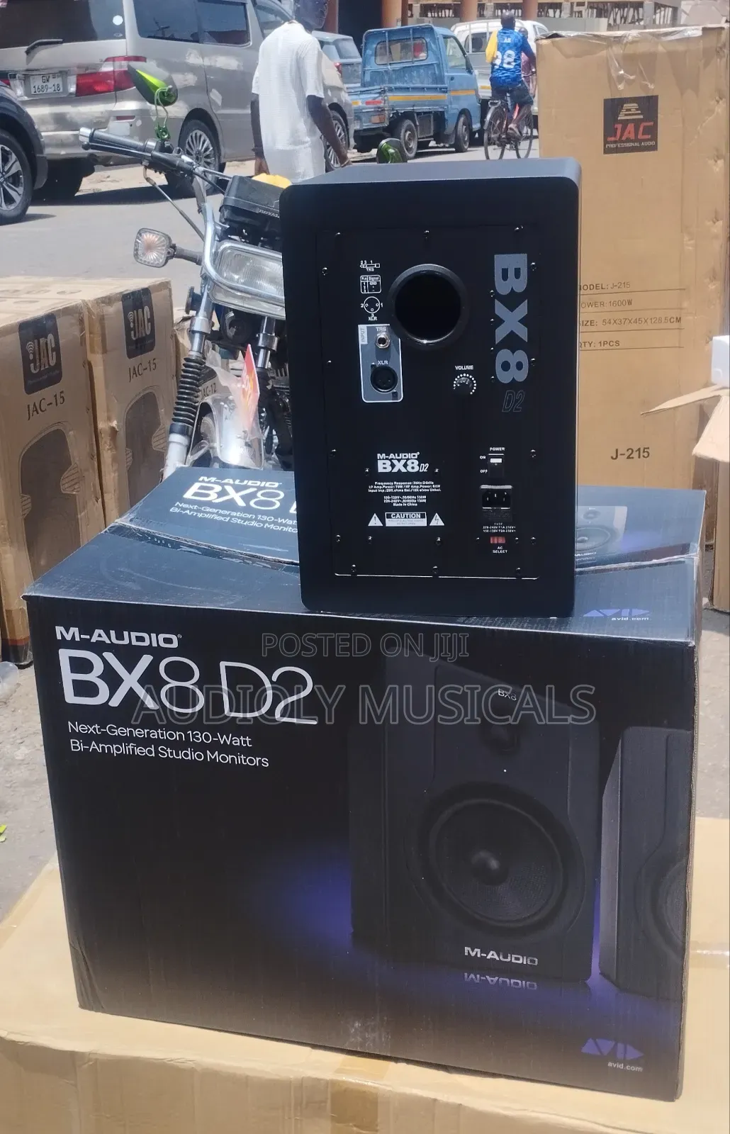 M- Audio 8inches Monitor