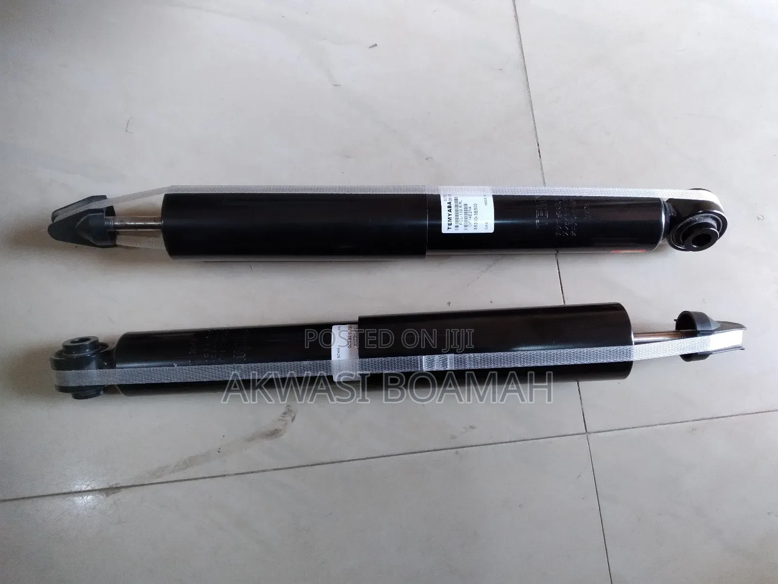 Kia Sorento 2006/ 09 Back Shock Pair