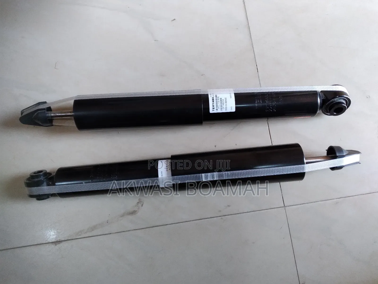 Kia Sorento 2006/ 09 Back Shock Pair