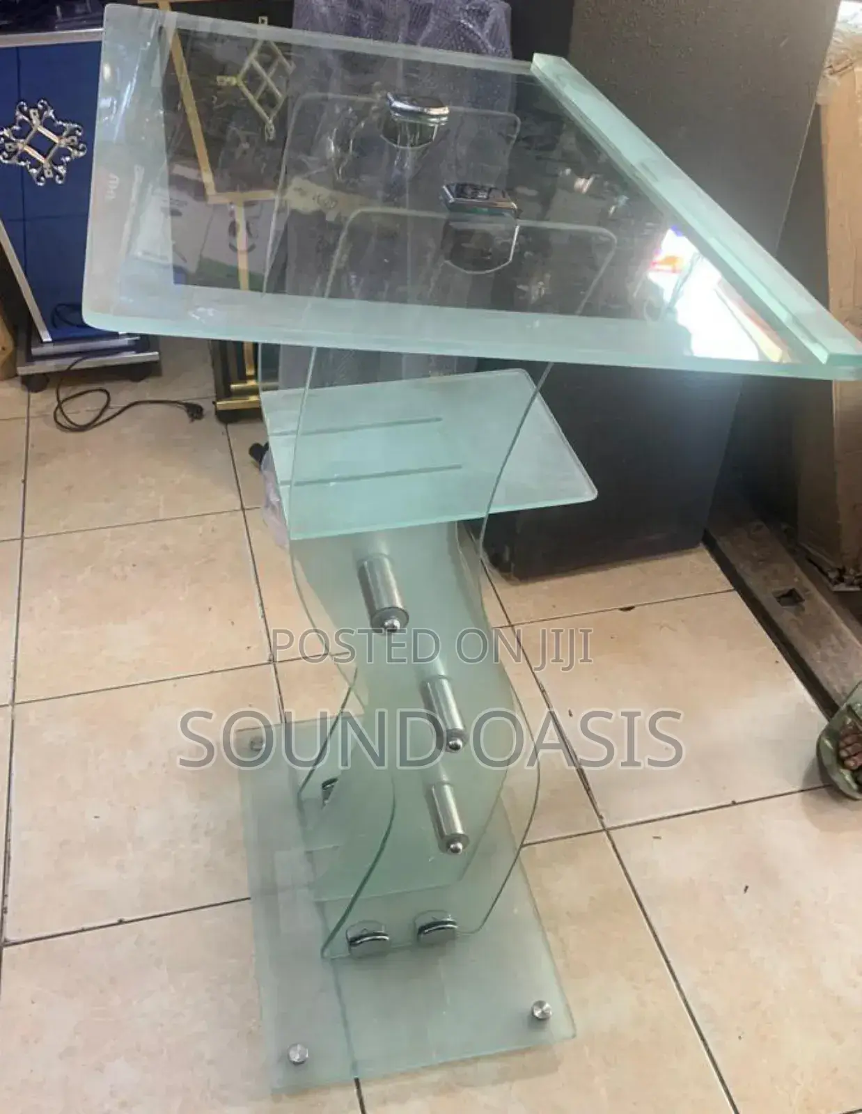 Glass Pulpit Plain