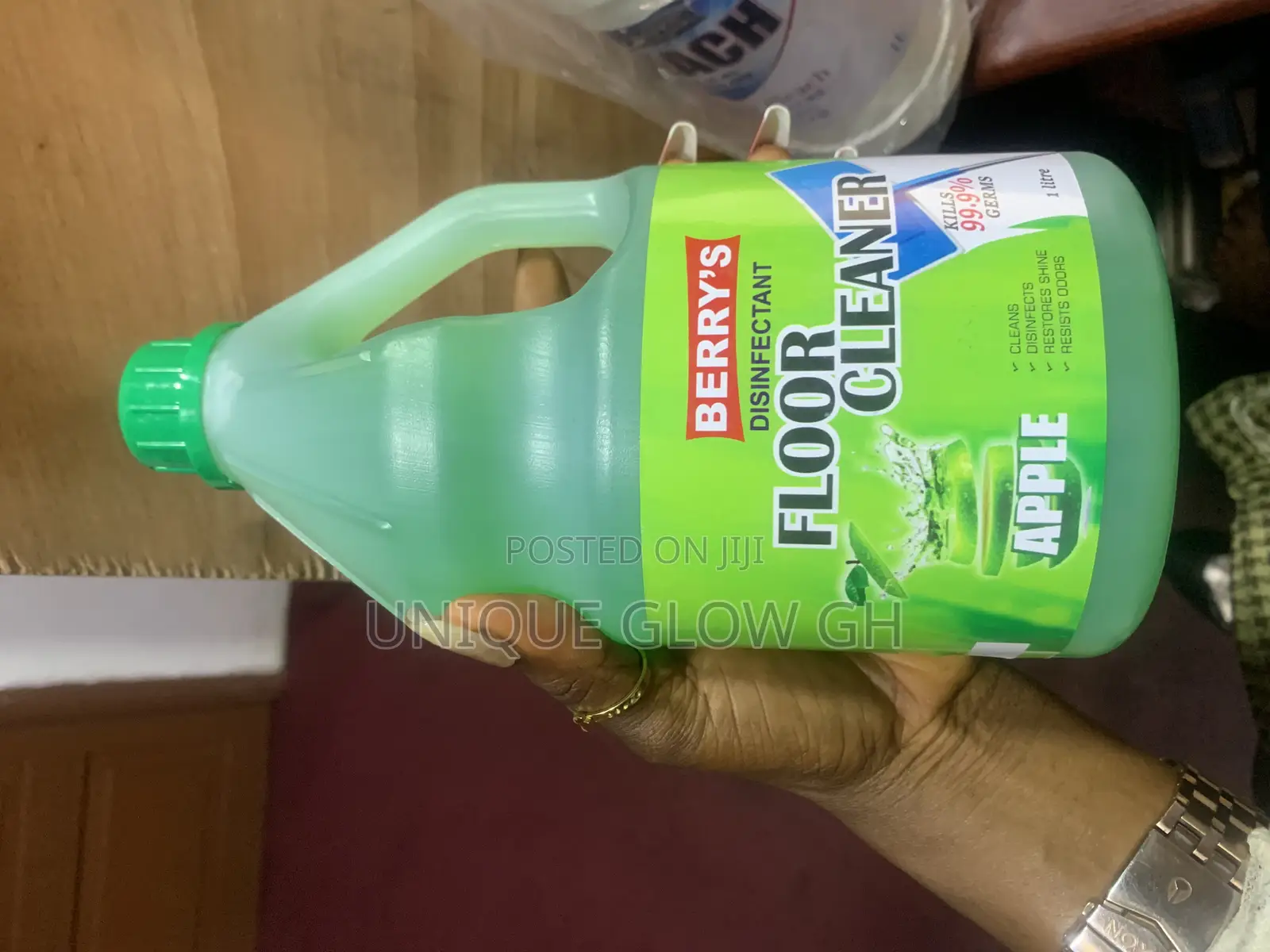 Highly Perfumed Floor Detergent