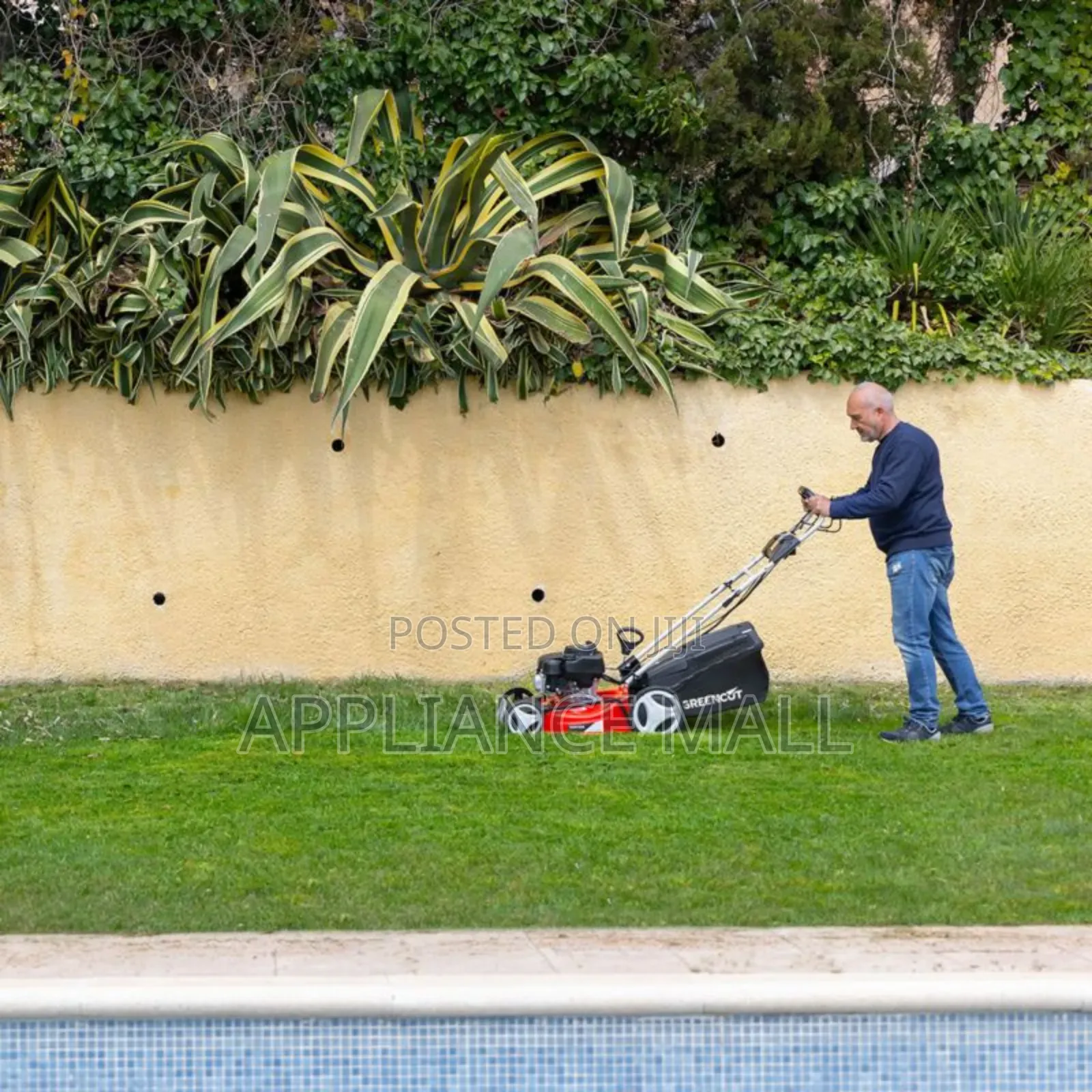 Petrol Self-Propelled Lawnmower GLM770XE