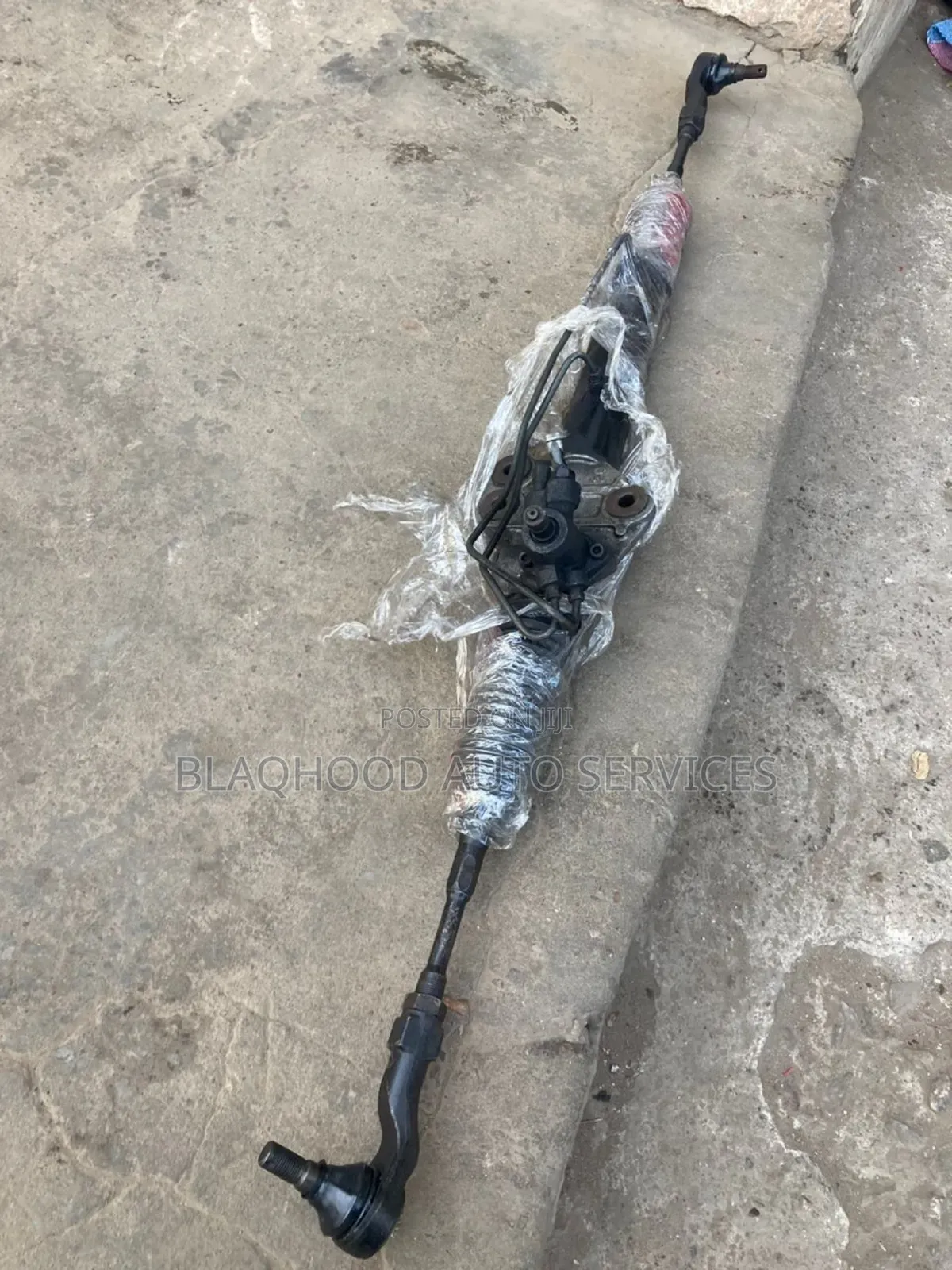 Nissan Hiace (Stanbic) Home Used STEERING RACK in Stock