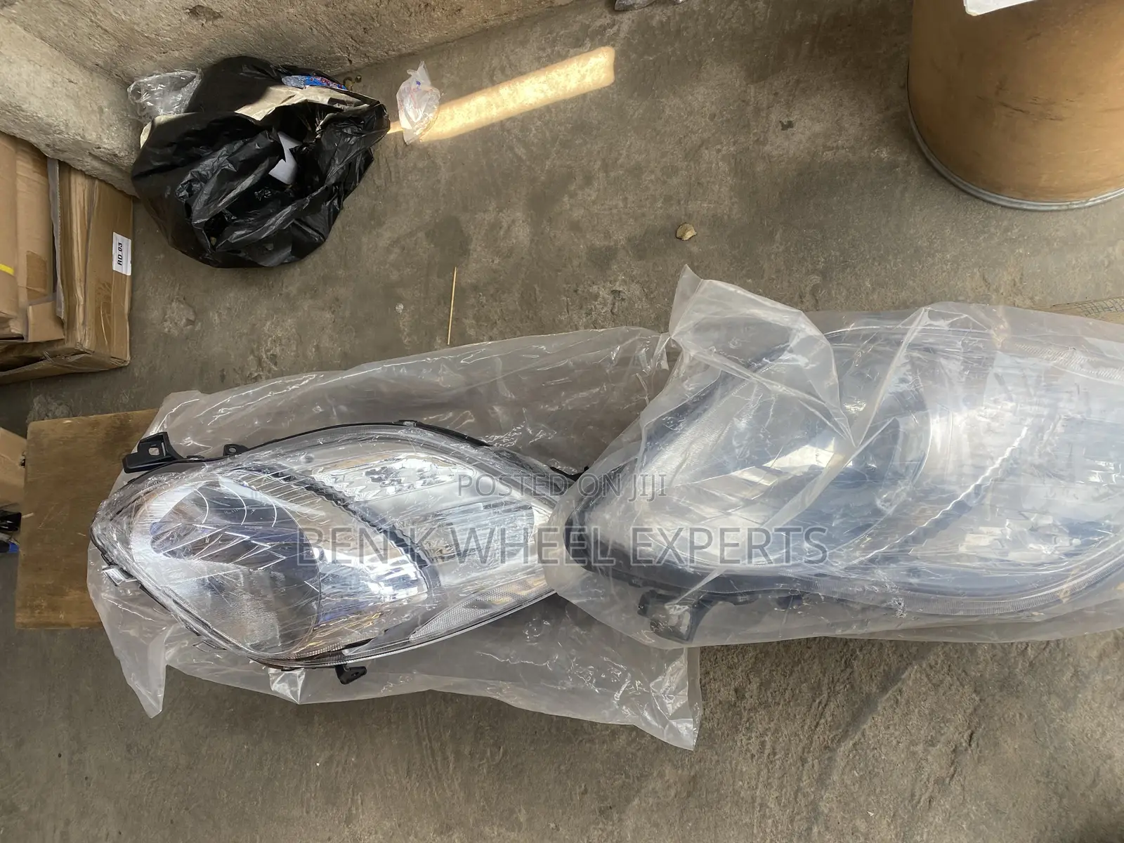 Toyota Vitz 2009/10 Brand New Headlight