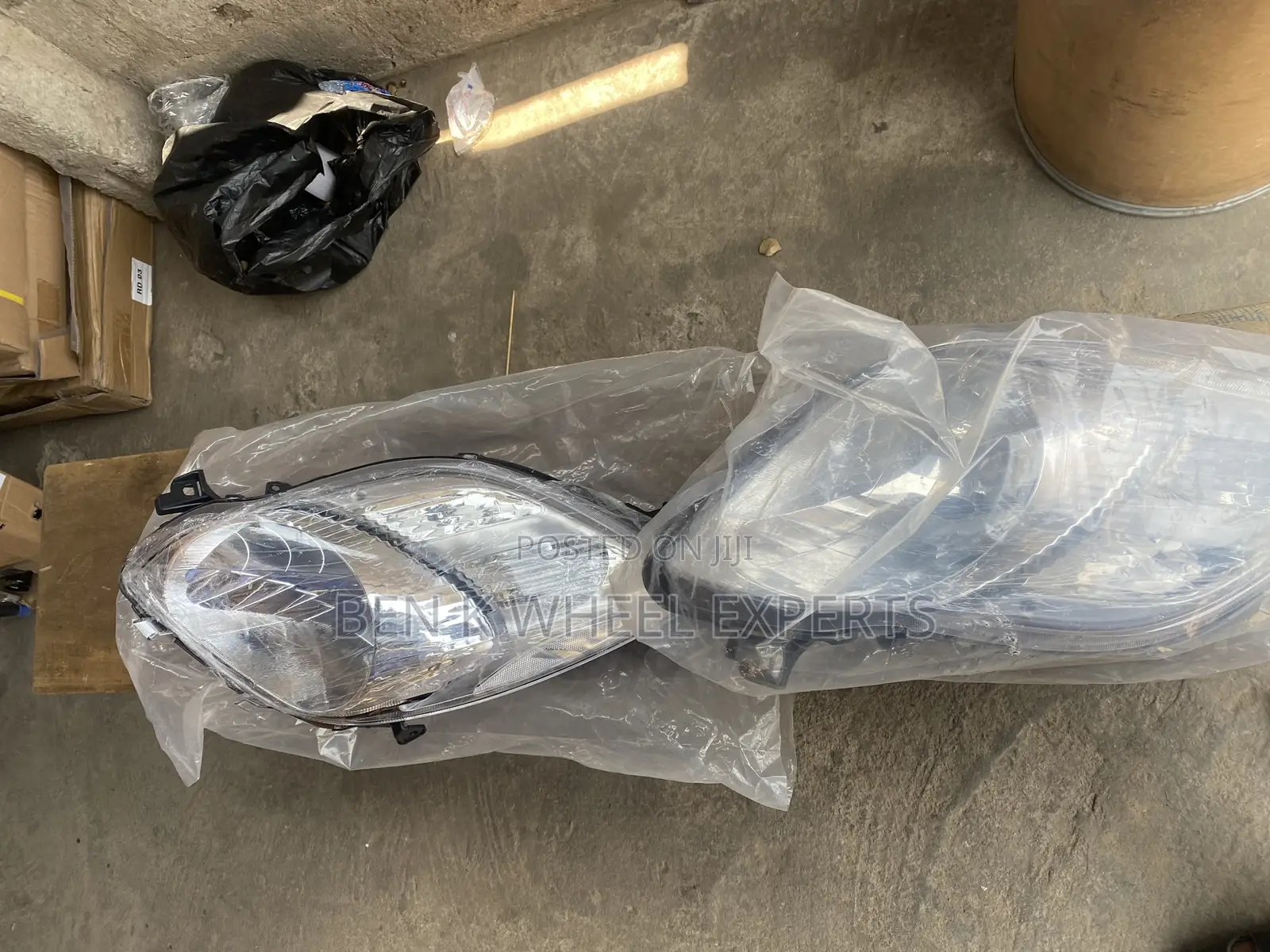 Toyota Vitz 2009/10 Brand New Headlight