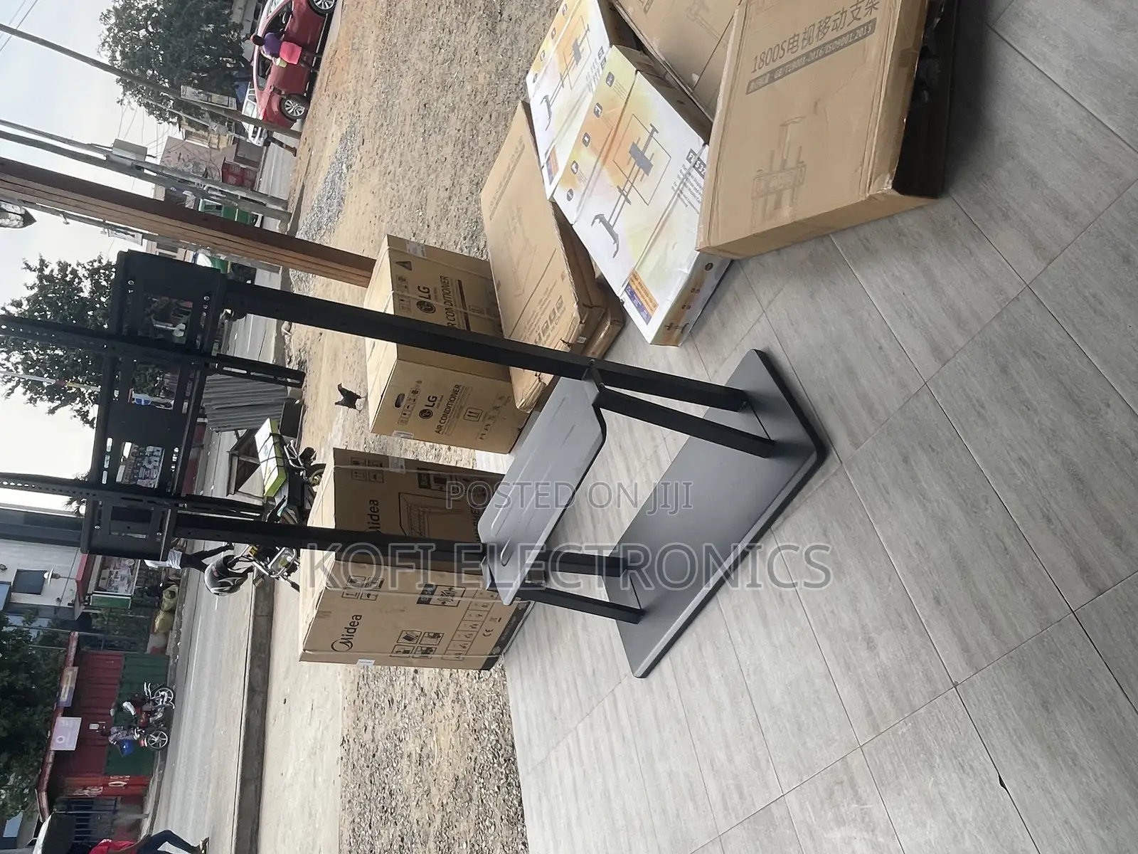 Heavy Duty Mobile Tv Stand 60-100 Inch Trolley Stand