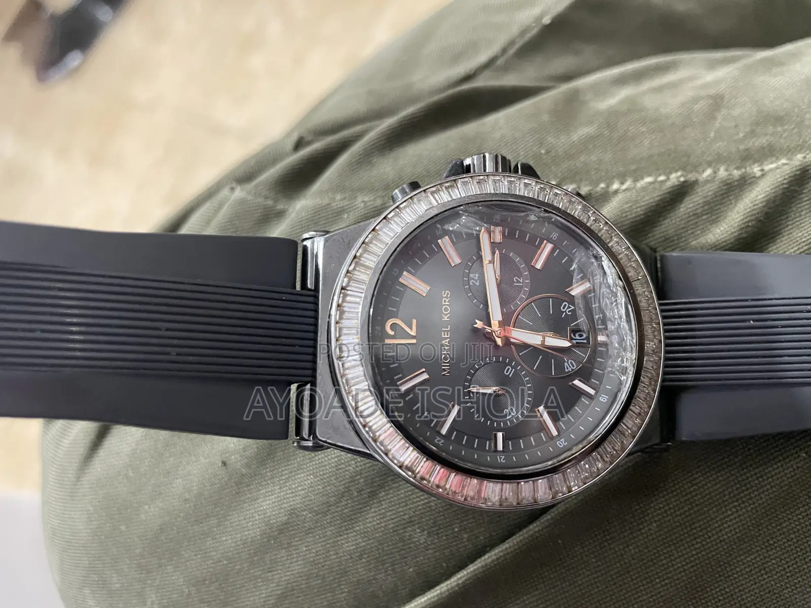 Preowned Michael Kors Grey/Rubber Ø43 Mm MK8426