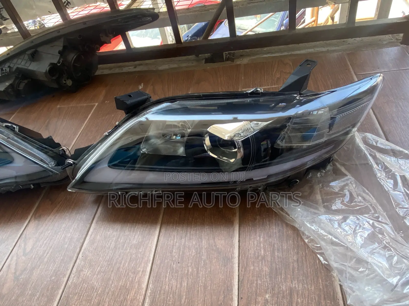 Toyota Camry 2010/2012 Headlight Spec LED