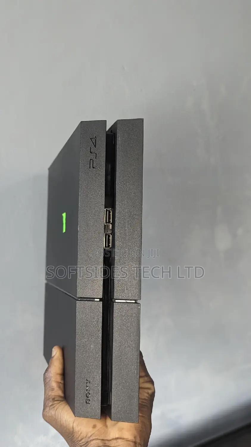 Home Used Ps4 Standard Inbox With 7 Games Jailbreaked