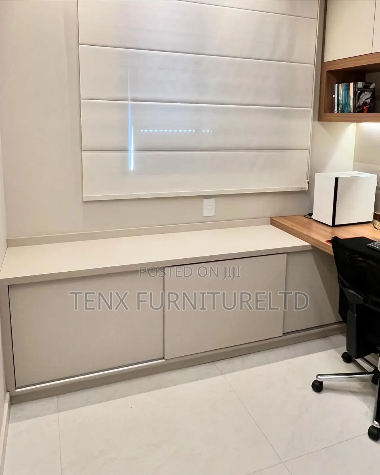 Office Desk (Uplift)