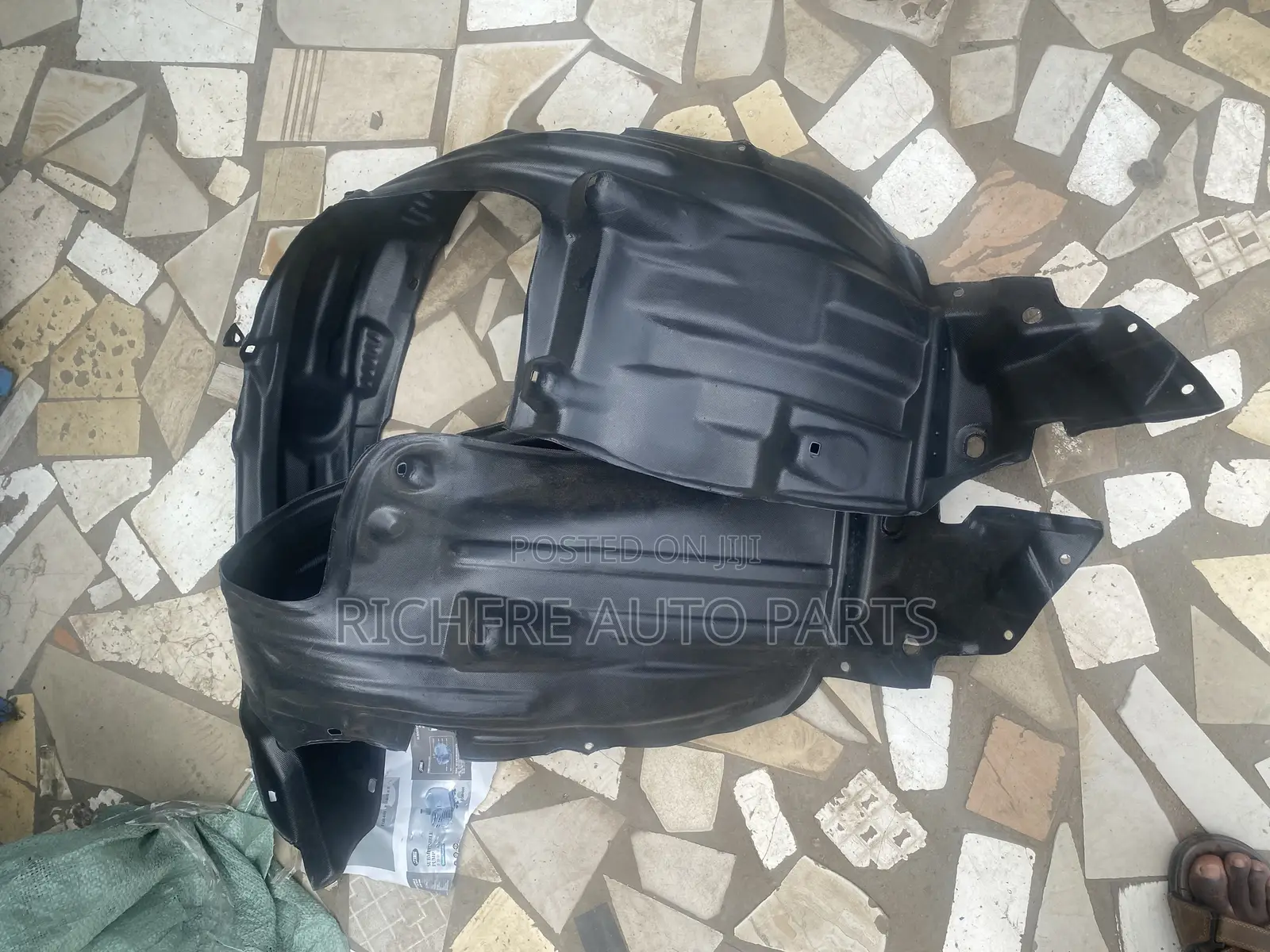 Toyota Hilux 2012 Fender Lining