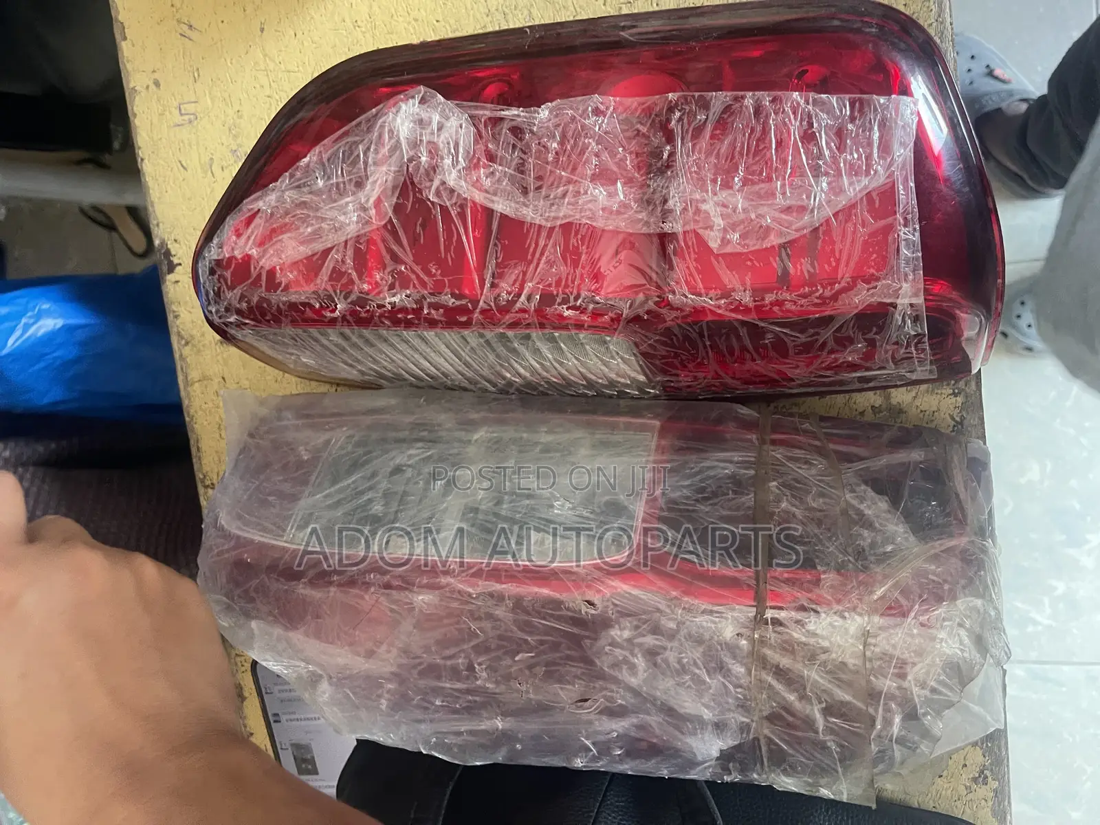 Nissan Navara Taillight Available
