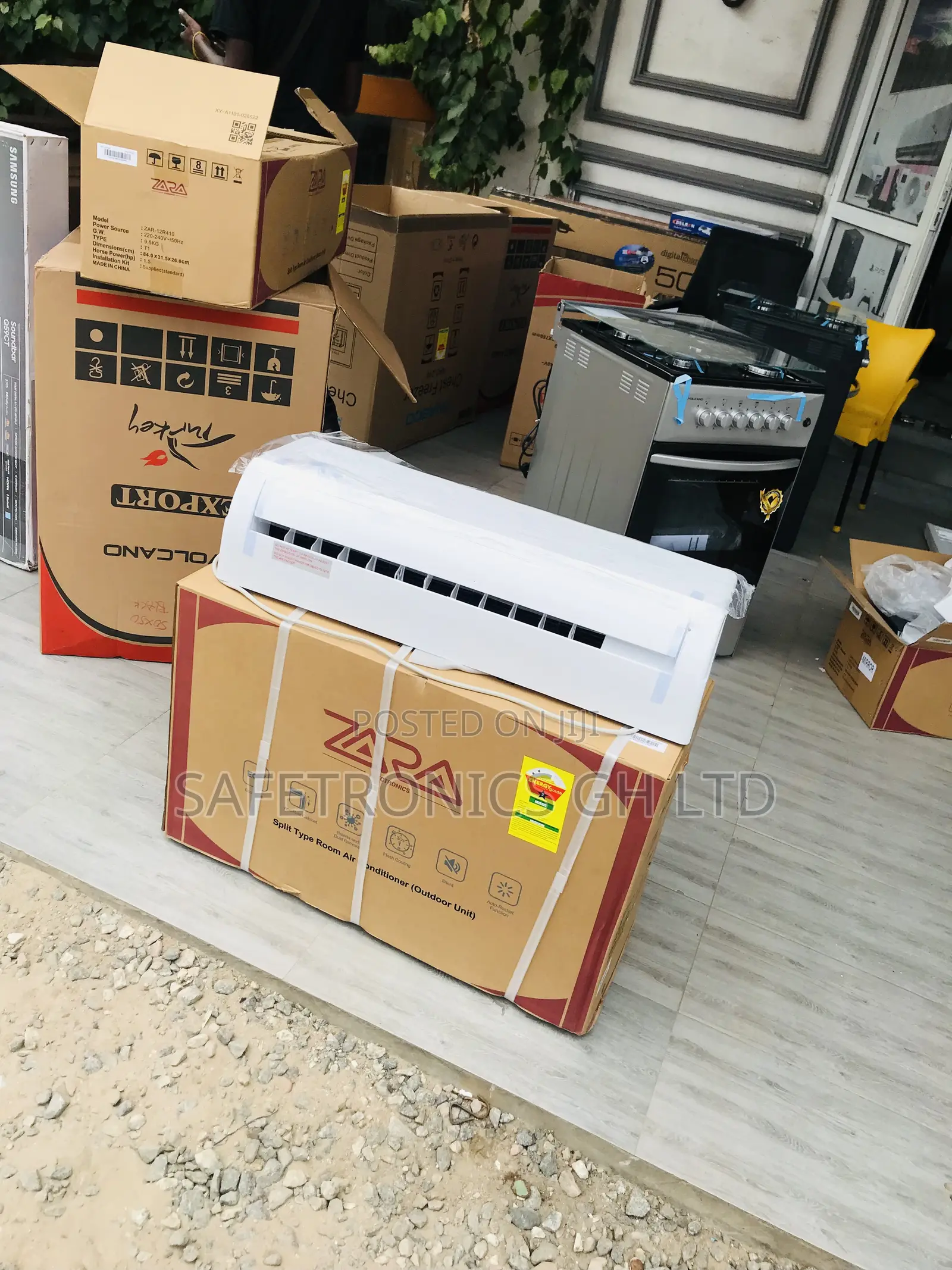 Quality Efficient 1.5 Horse Power Split Zara System AC