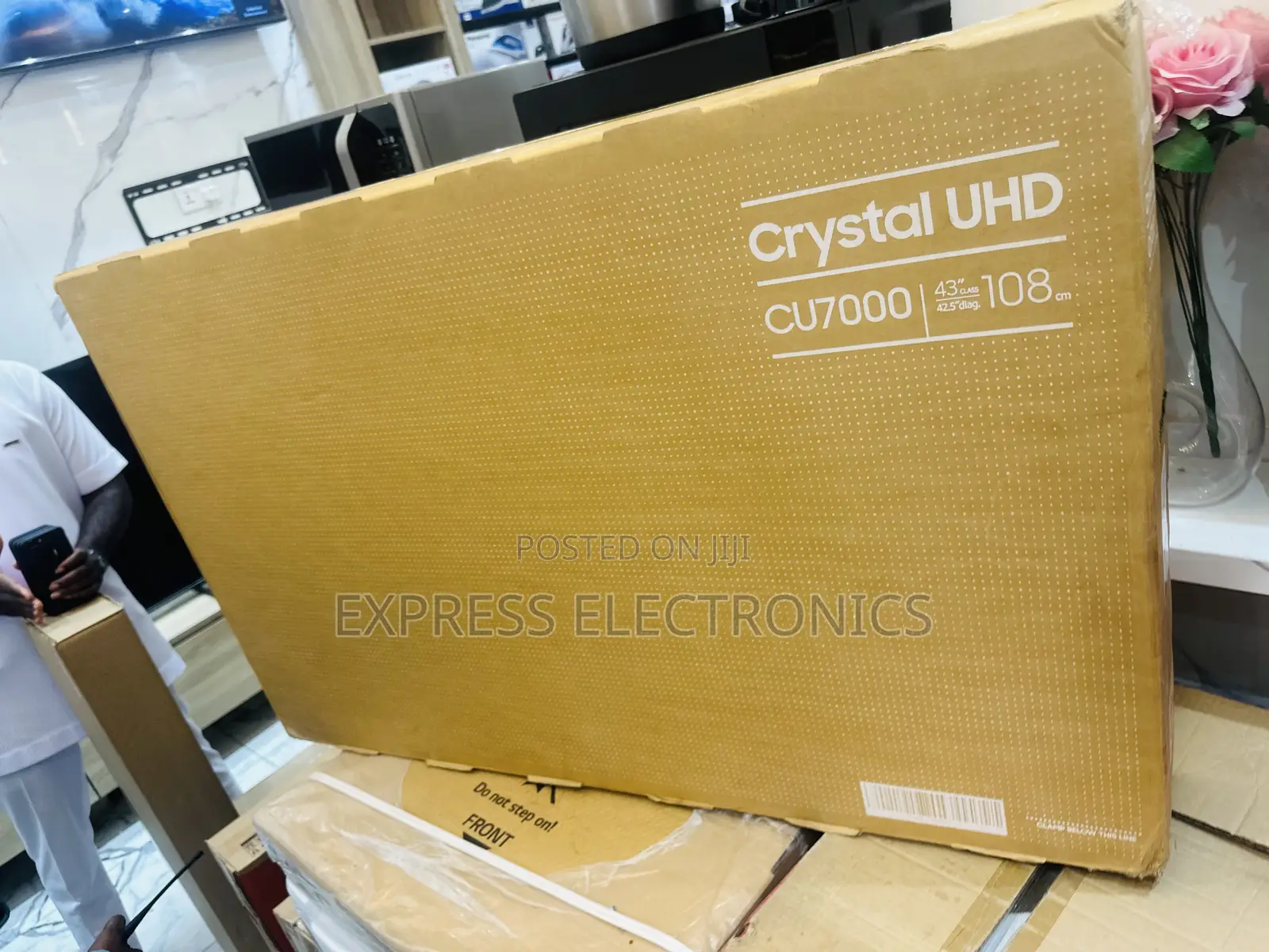 Samsung UHD 4k Smart Glossy Slim Sleek 43”Cu7000