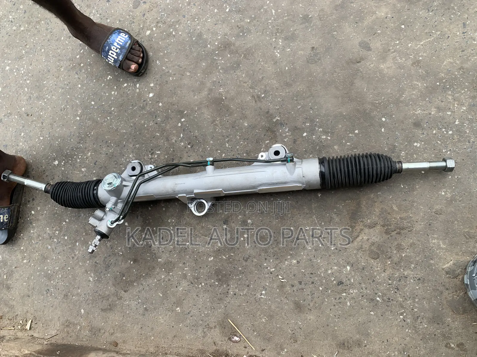 Toyota Land Cruiser 200 Steering Rack