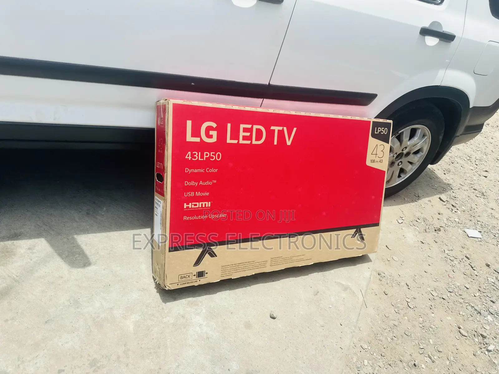 Slim Sleek FHD Satellite Image 43”LP500 LG