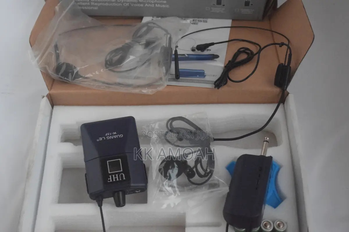 Set of Universal Cordless Headset and Lapel Microphones