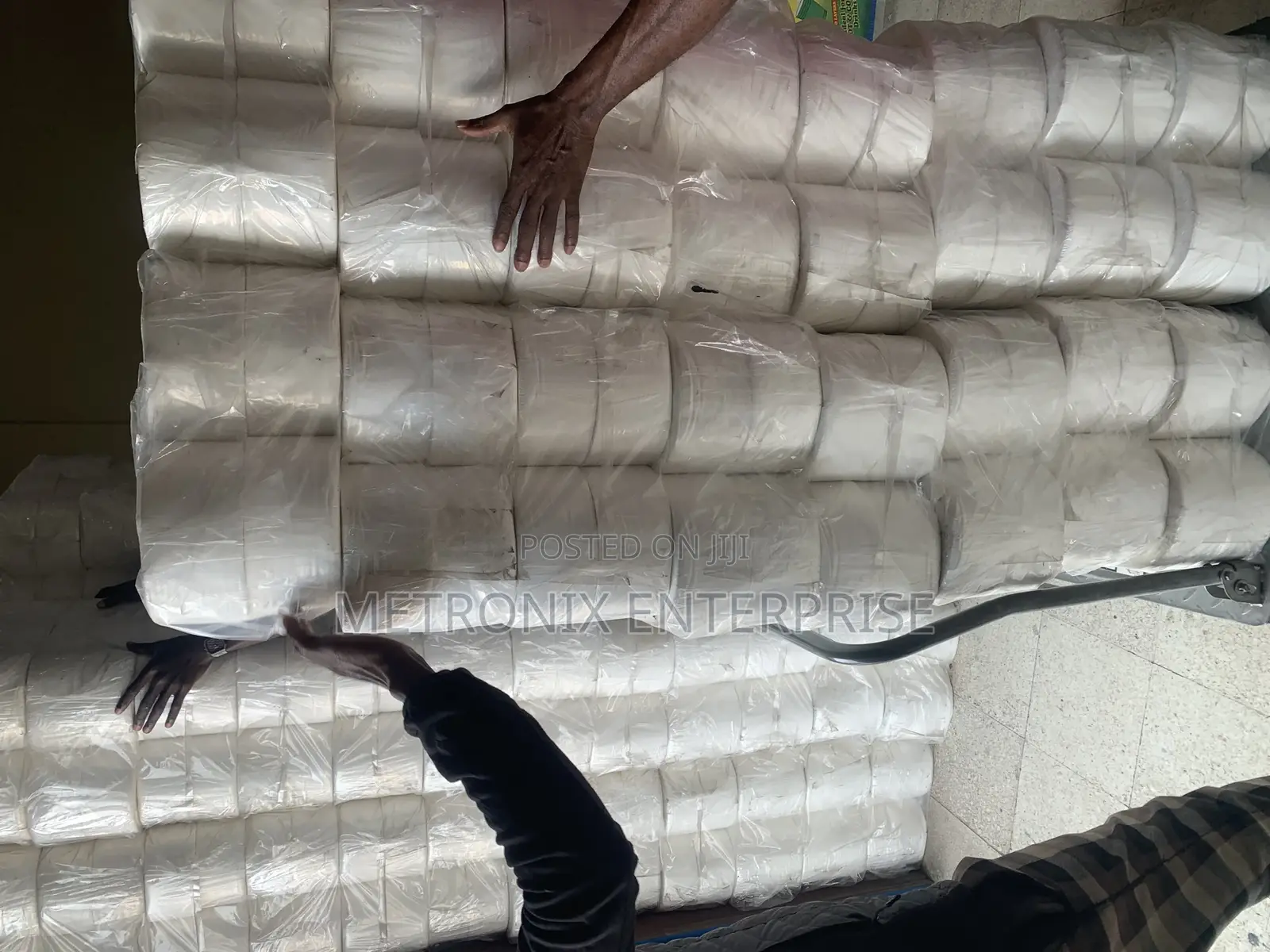 Toilet Roll,12 Rolls Per Pack(Mini Jumbo)
