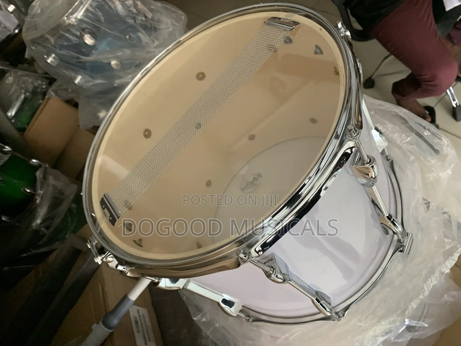 Magical 6-Pieces Complete Parade/Marching Drum-Set
