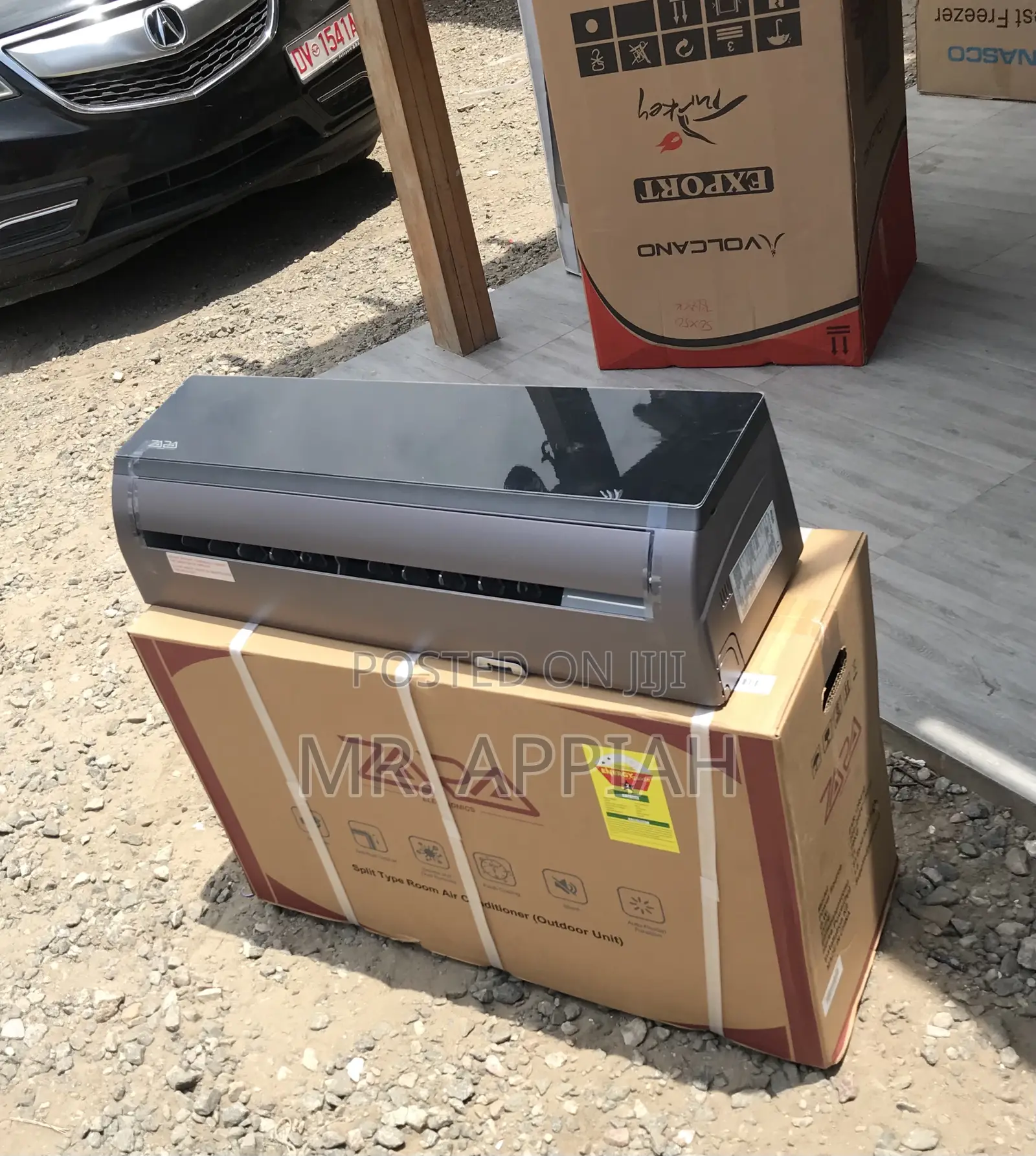 Newly in Stock Zara 1.5hp Split Type R410 Gas Ac(Mirror).