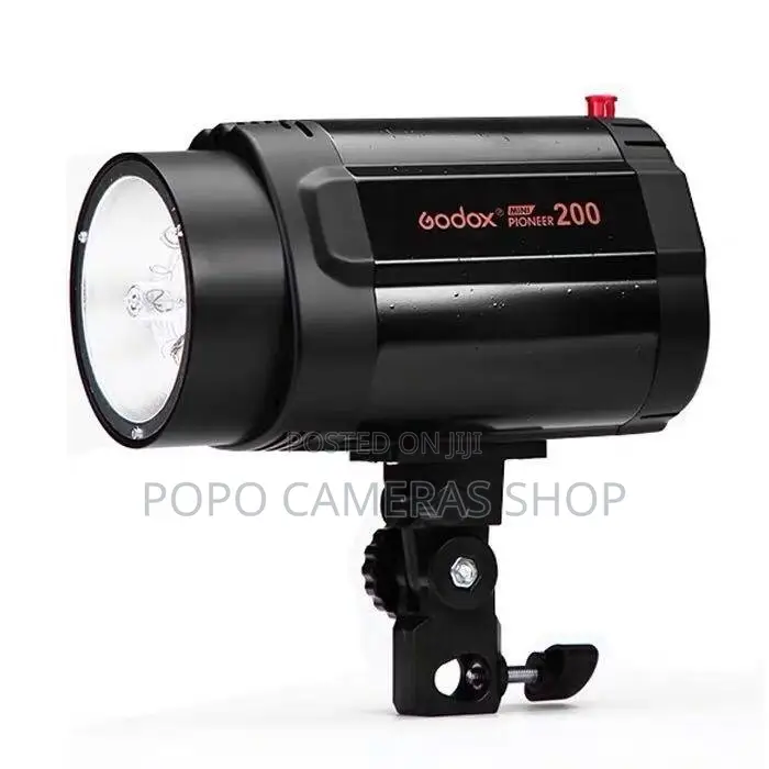 Godox Pioneer 200W Mini Strobe Light