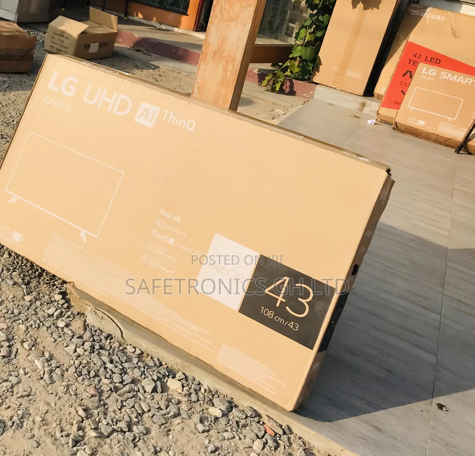 Adjustable and Quality Lg 43 Inch Smart Led Ur73 Tv