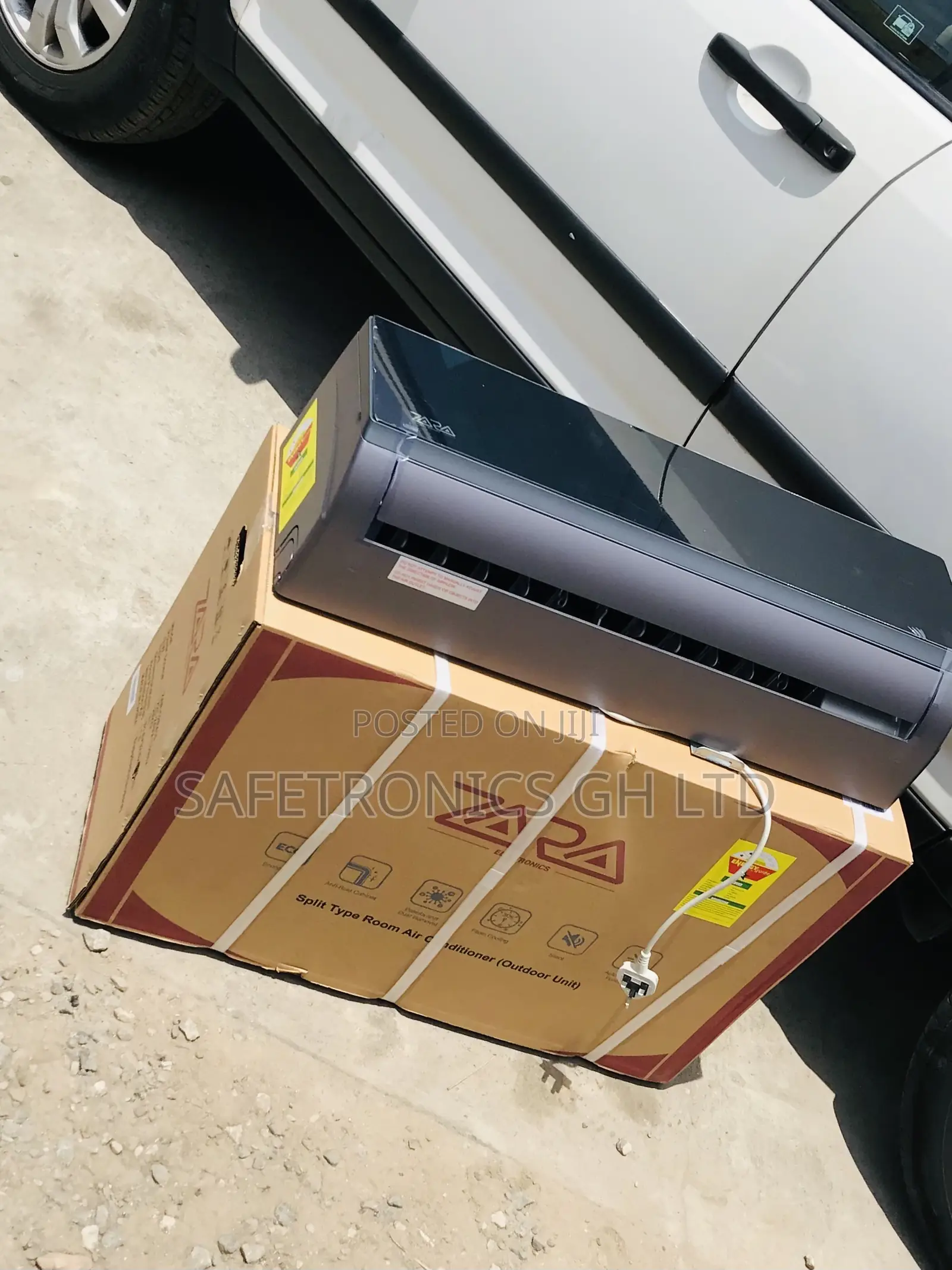 Auto Restart Zara Split Black System 1.5 Horse Power AC