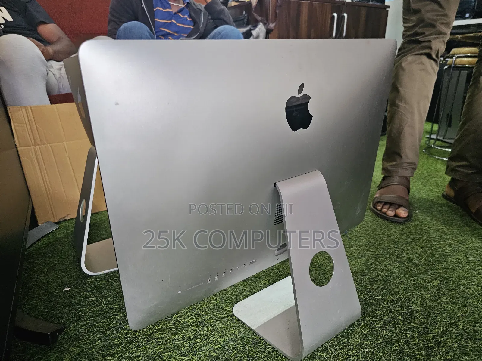 Desktop Computer Apple iMac 8GB Intel Core i5 SSD 500GB