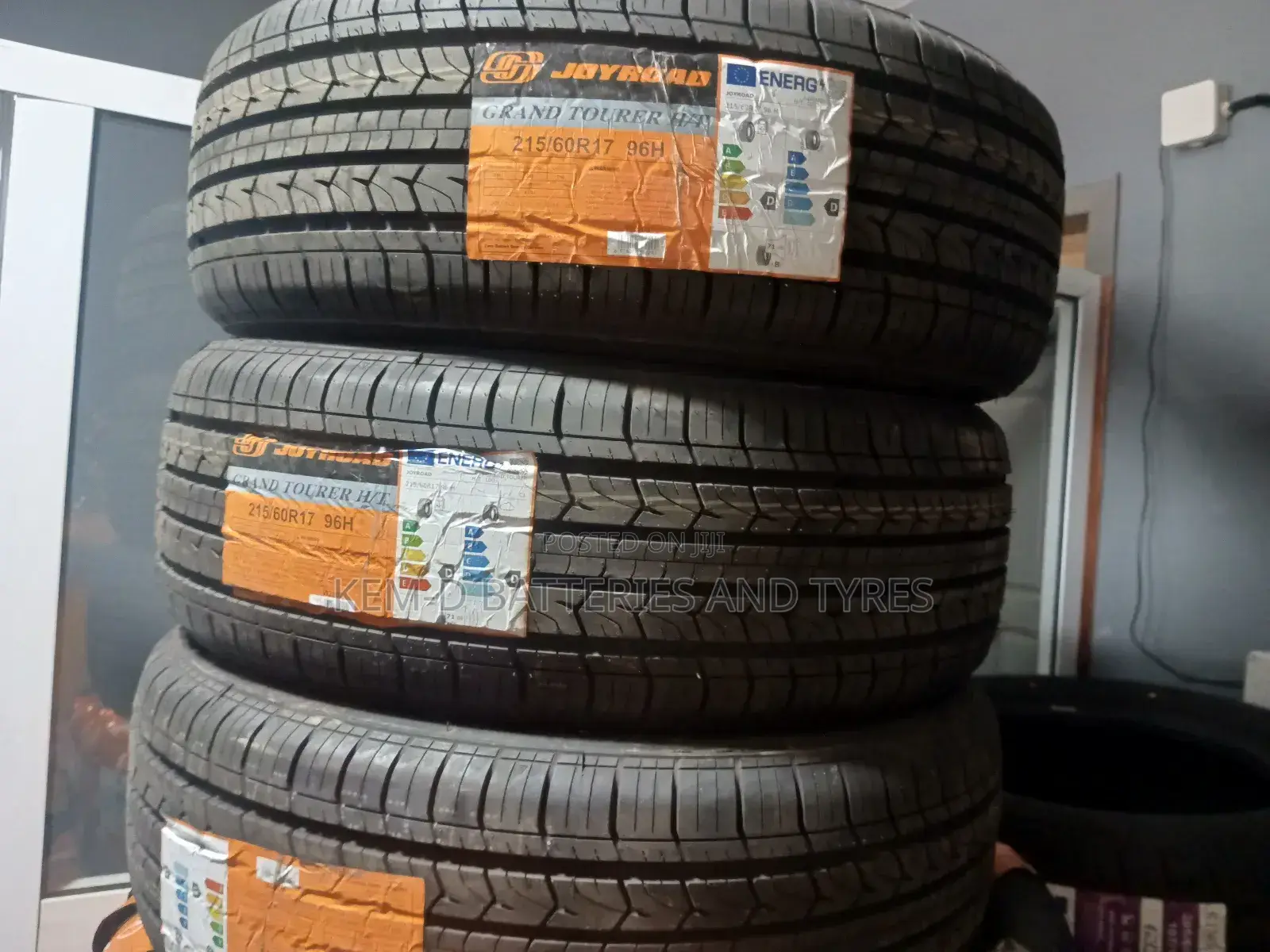 215/60r17 Tyre Tire _ Free Fixing Or Free Delivery