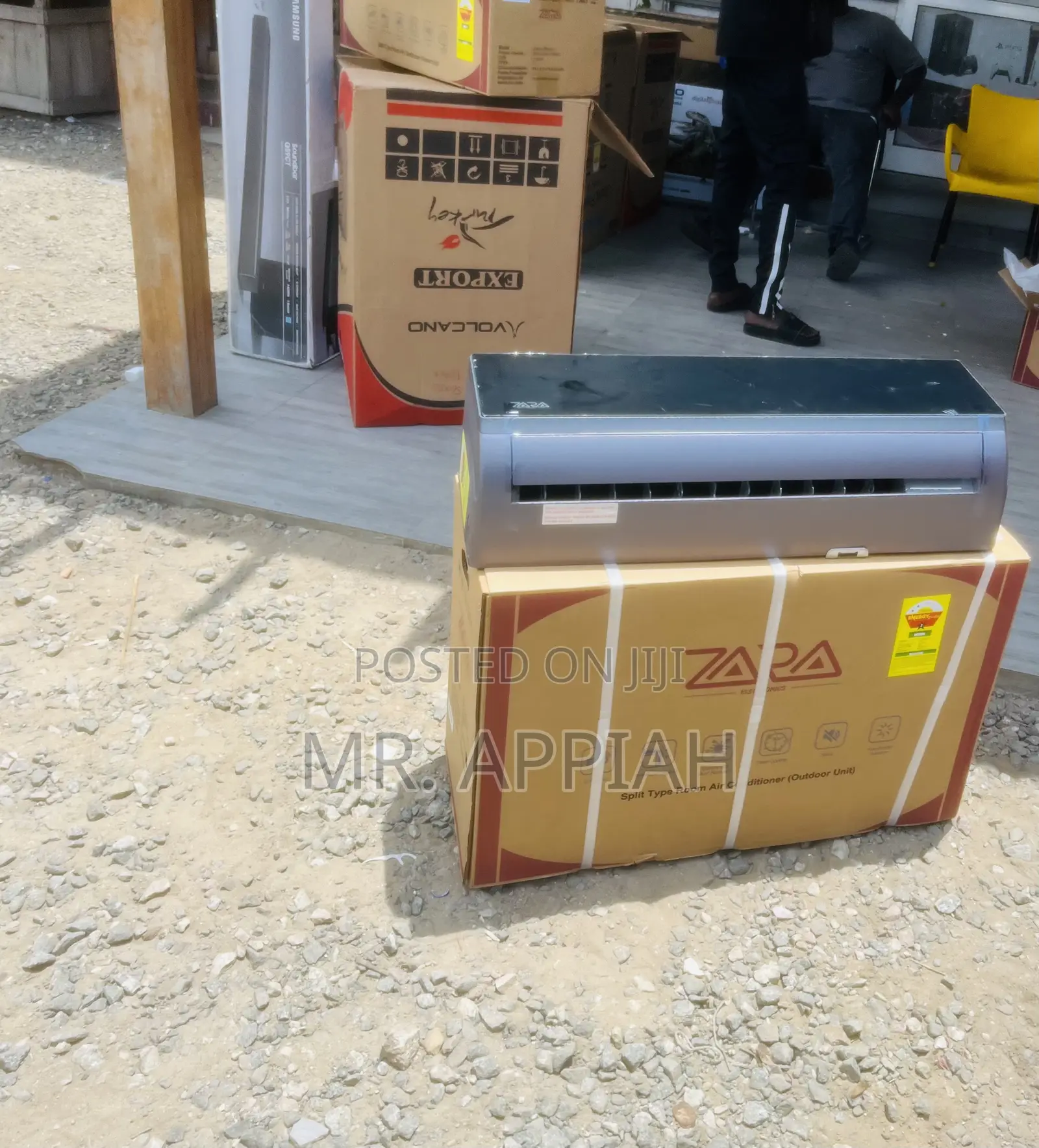 Sleek Zara 1.5hp R410 Split Type Mirror Ac.